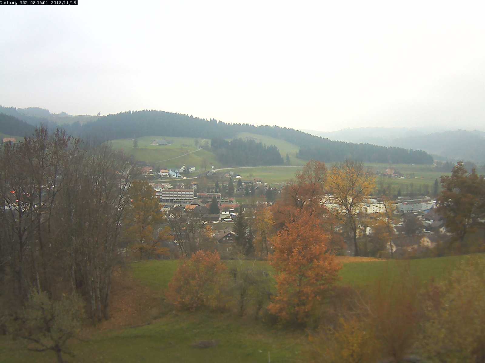 Webcam-Bild: Aussicht vom Dorfberg in Langnau 20181118-080601