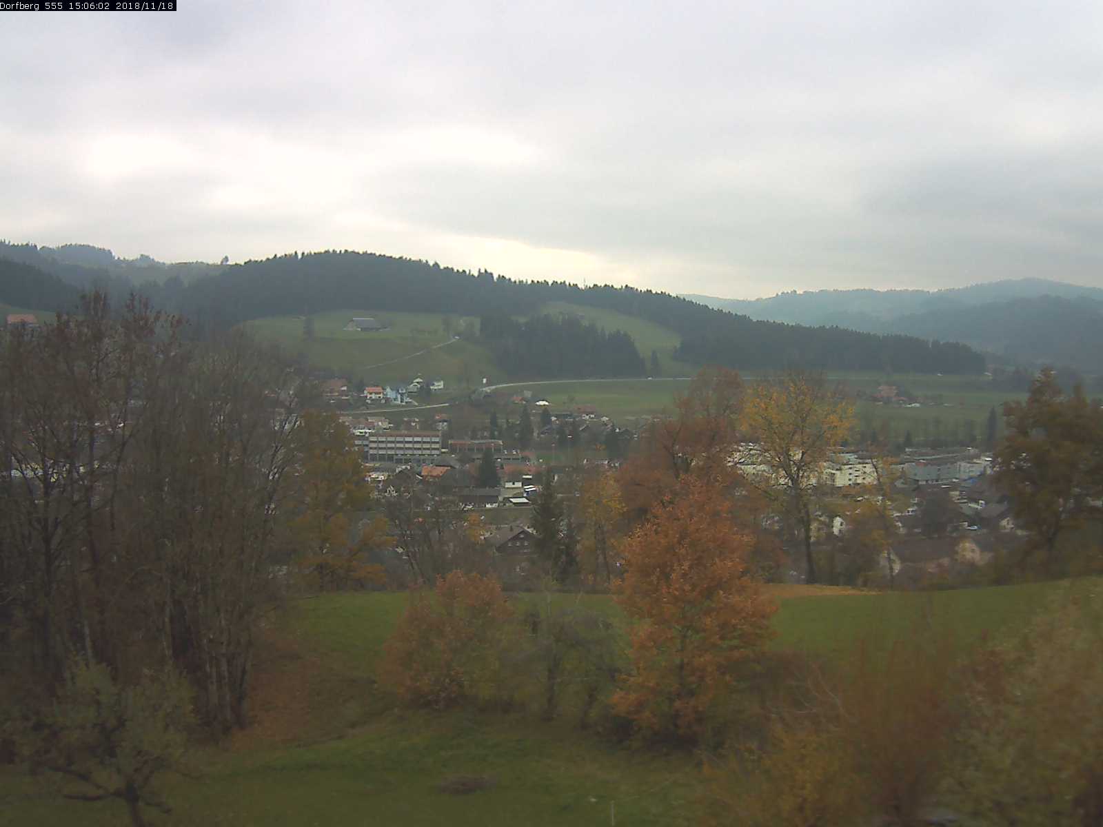 Webcam-Bild: Aussicht vom Dorfberg in Langnau 20181118-150601
