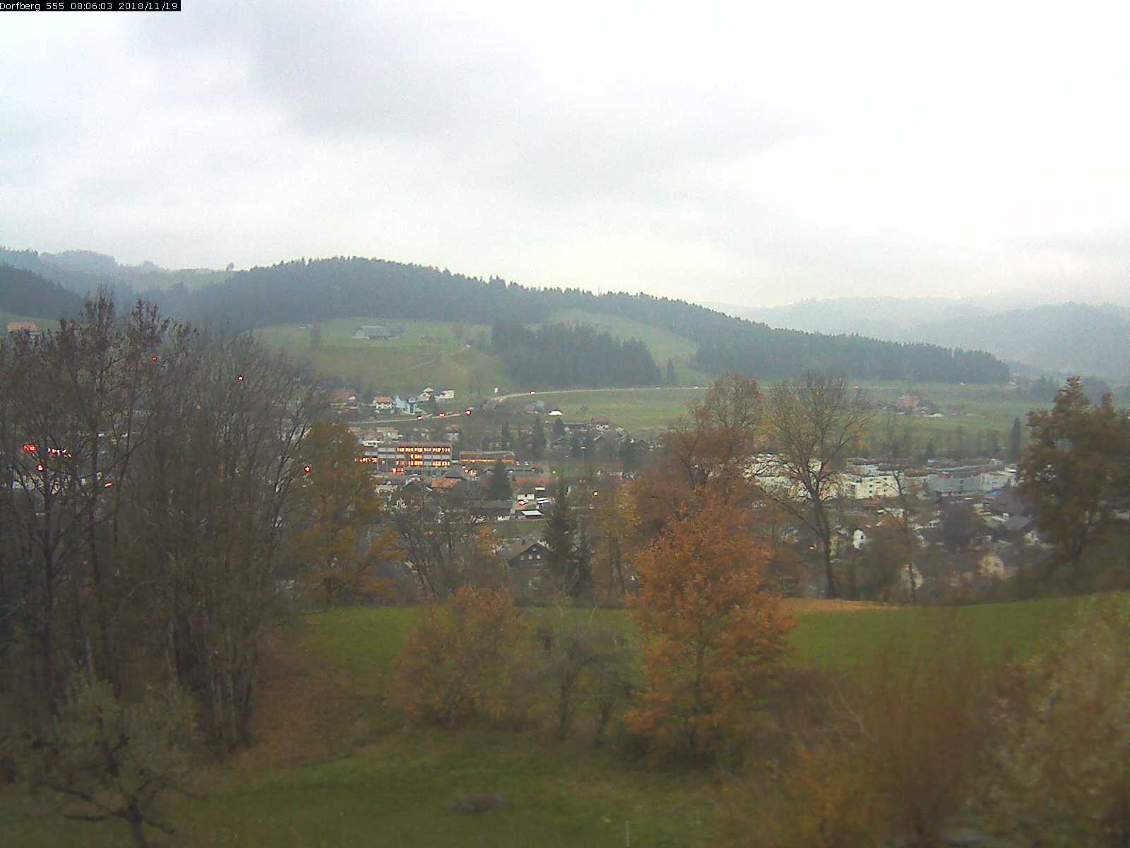 Webcam-Bild: Aussicht vom Dorfberg in Langnau 20181119-080601