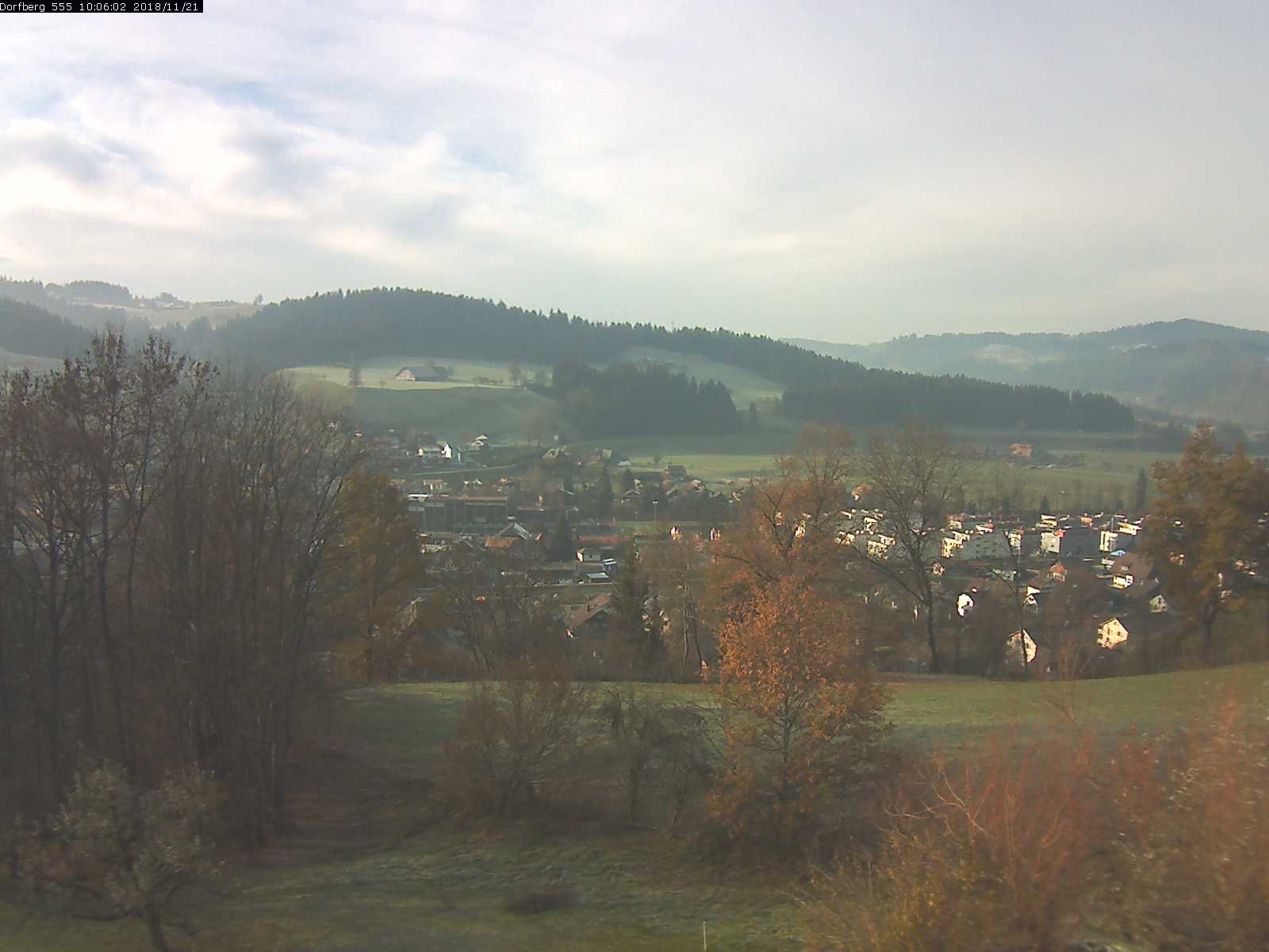 Webcam-Bild: Aussicht vom Dorfberg in Langnau 20181121-100601