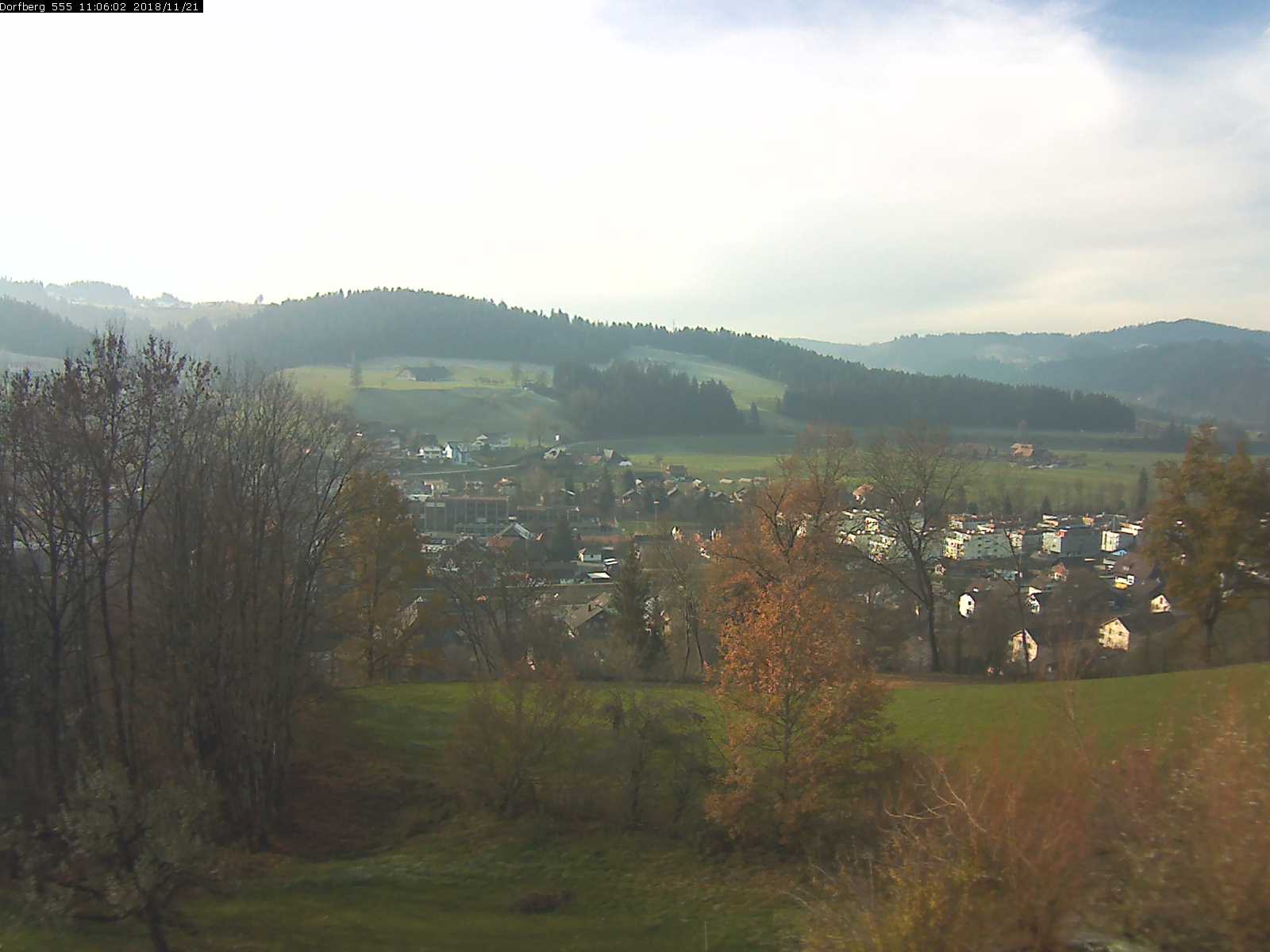 Webcam-Bild: Aussicht vom Dorfberg in Langnau 20181121-110601