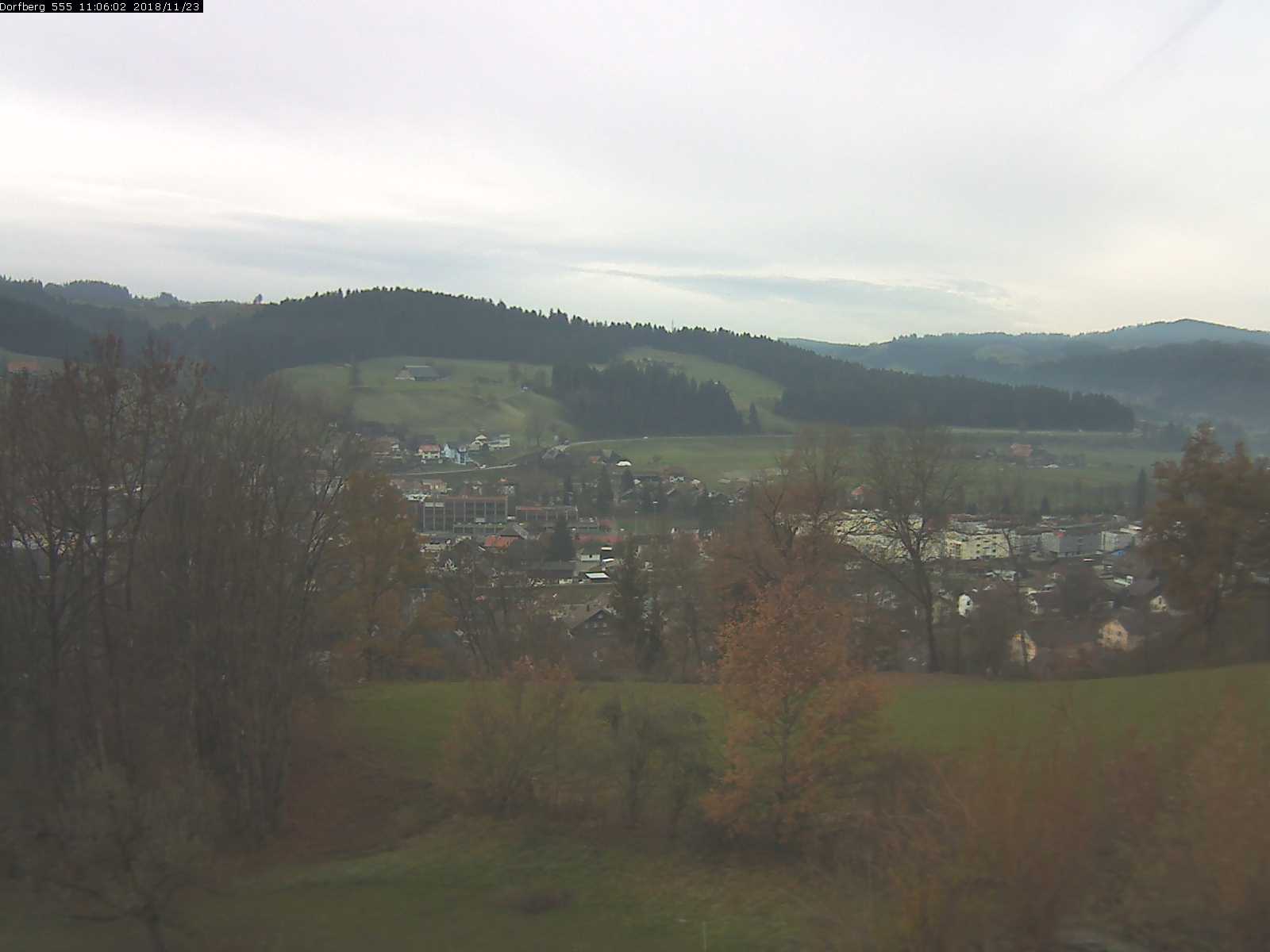 Webcam-Bild: Aussicht vom Dorfberg in Langnau 20181123-110601