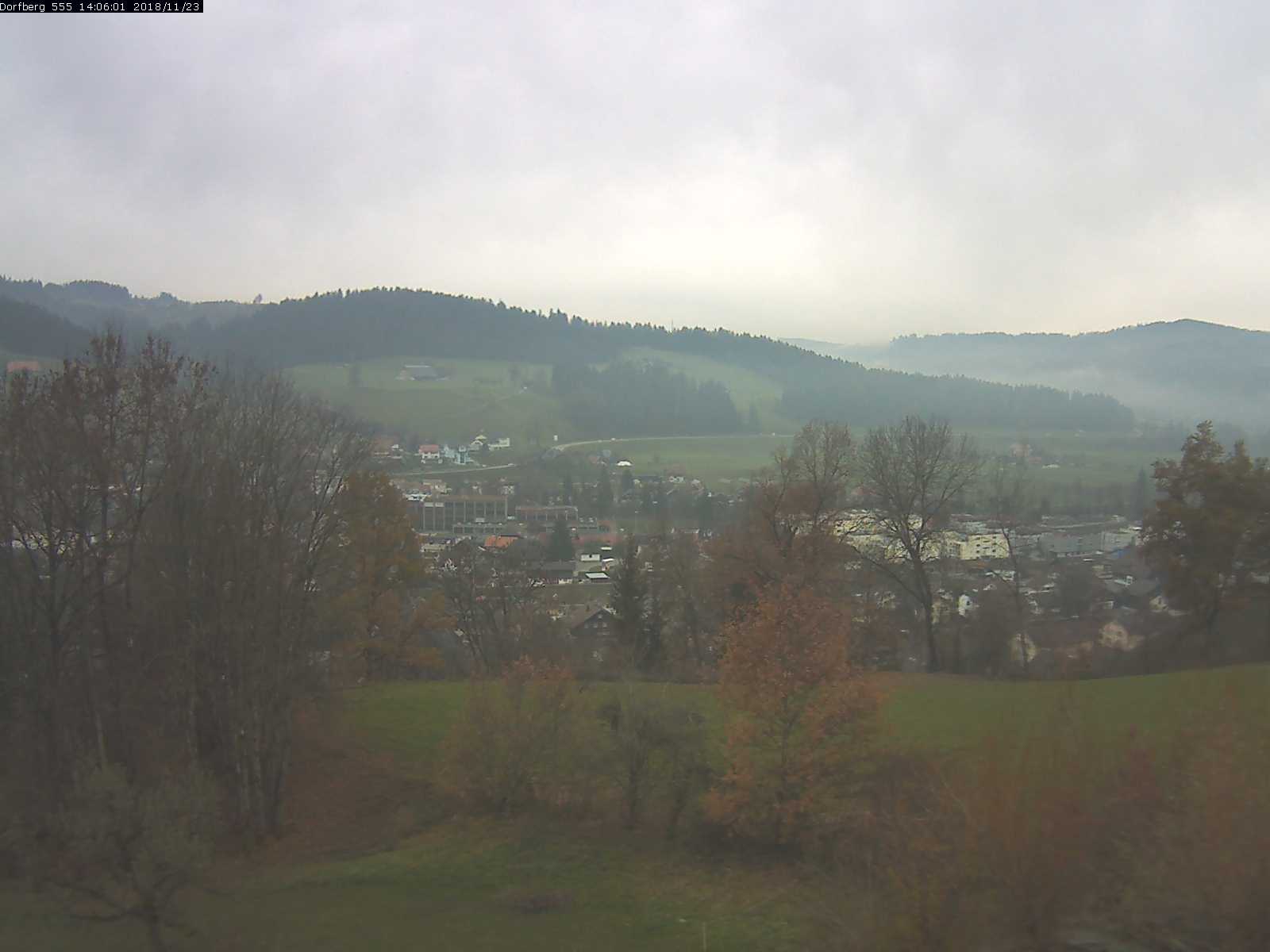 Webcam-Bild: Aussicht vom Dorfberg in Langnau 20181123-140601