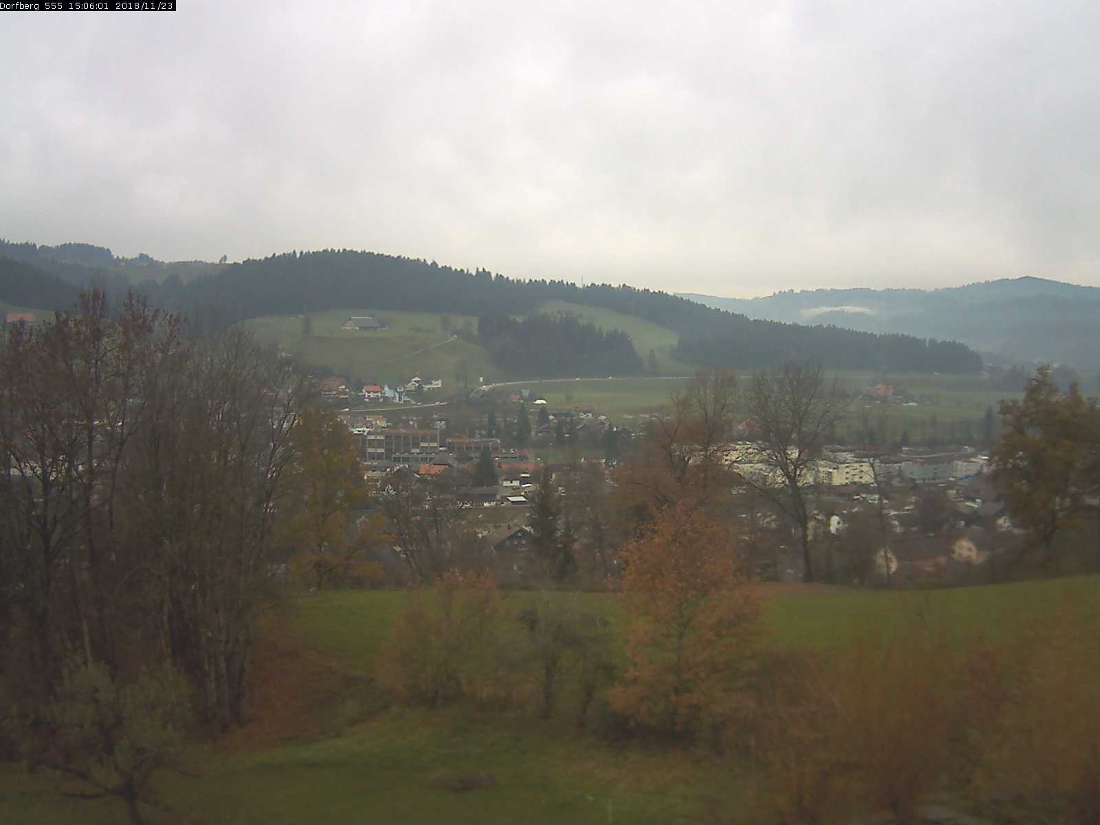 Webcam-Bild: Aussicht vom Dorfberg in Langnau 20181123-150601