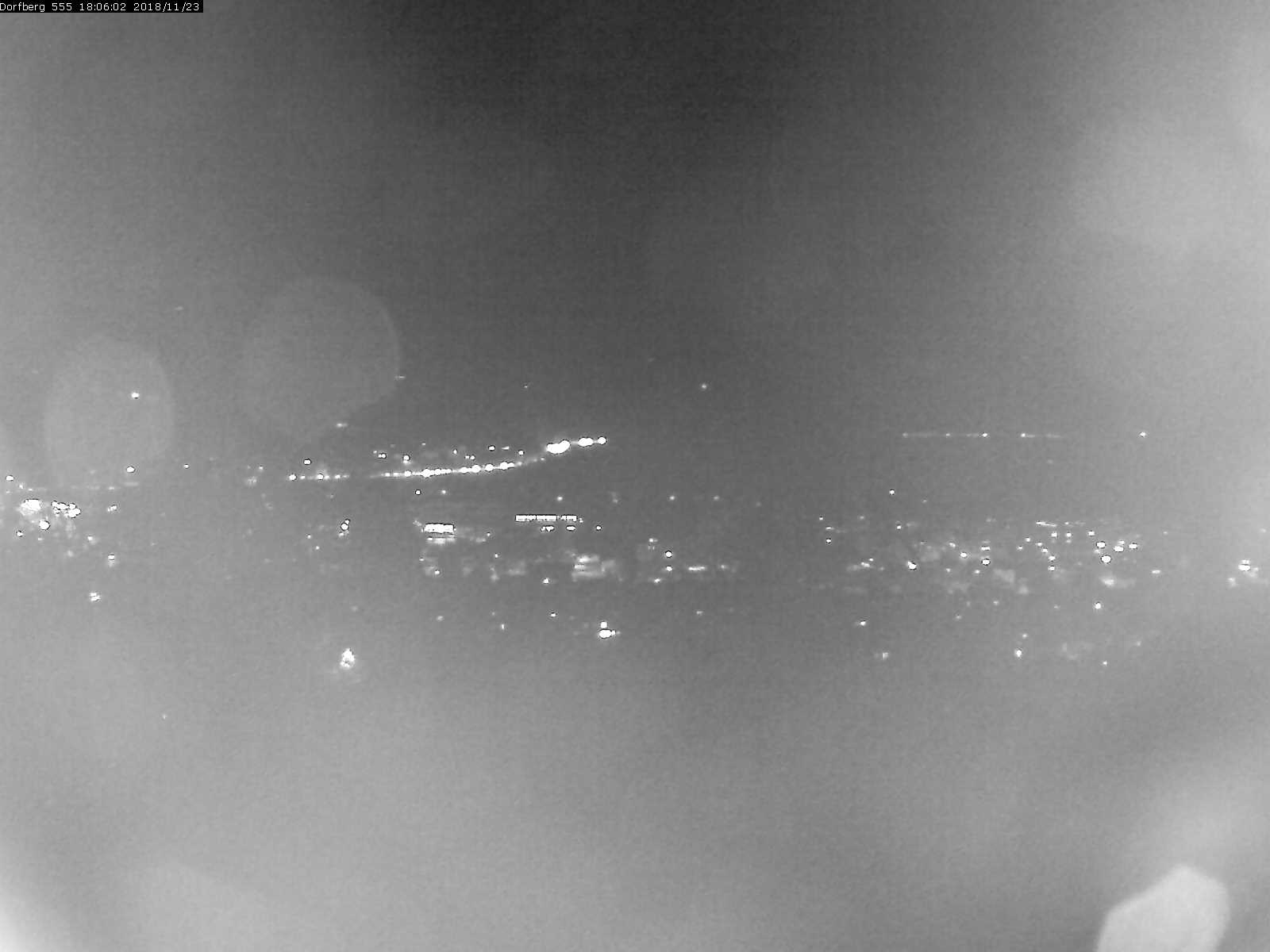 Webcam-Bild: Aussicht vom Dorfberg in Langnau 20181123-180601