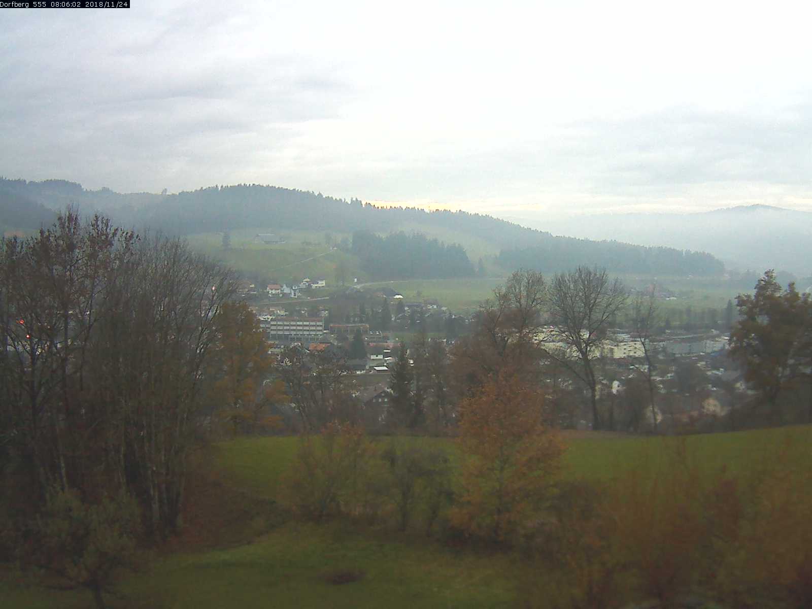 Webcam-Bild: Aussicht vom Dorfberg in Langnau 20181124-080601
