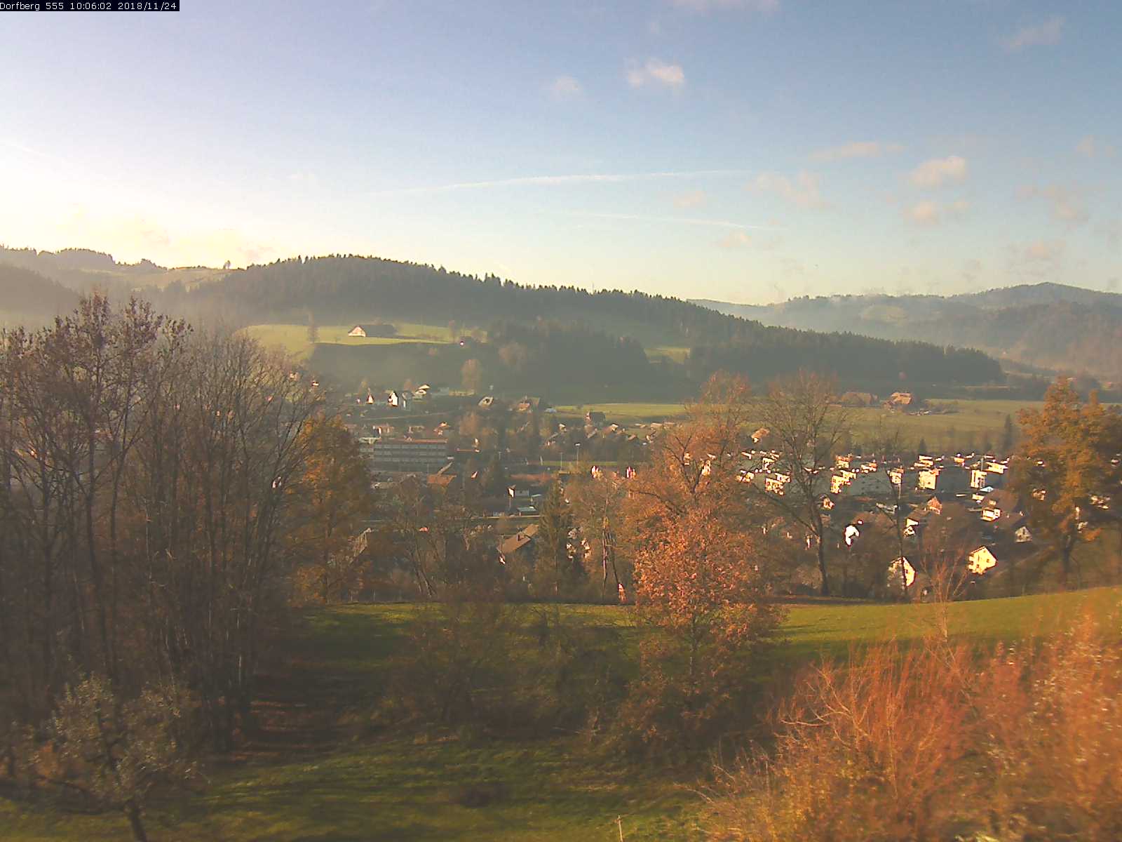 Webcam-Bild: Aussicht vom Dorfberg in Langnau 20181124-100601