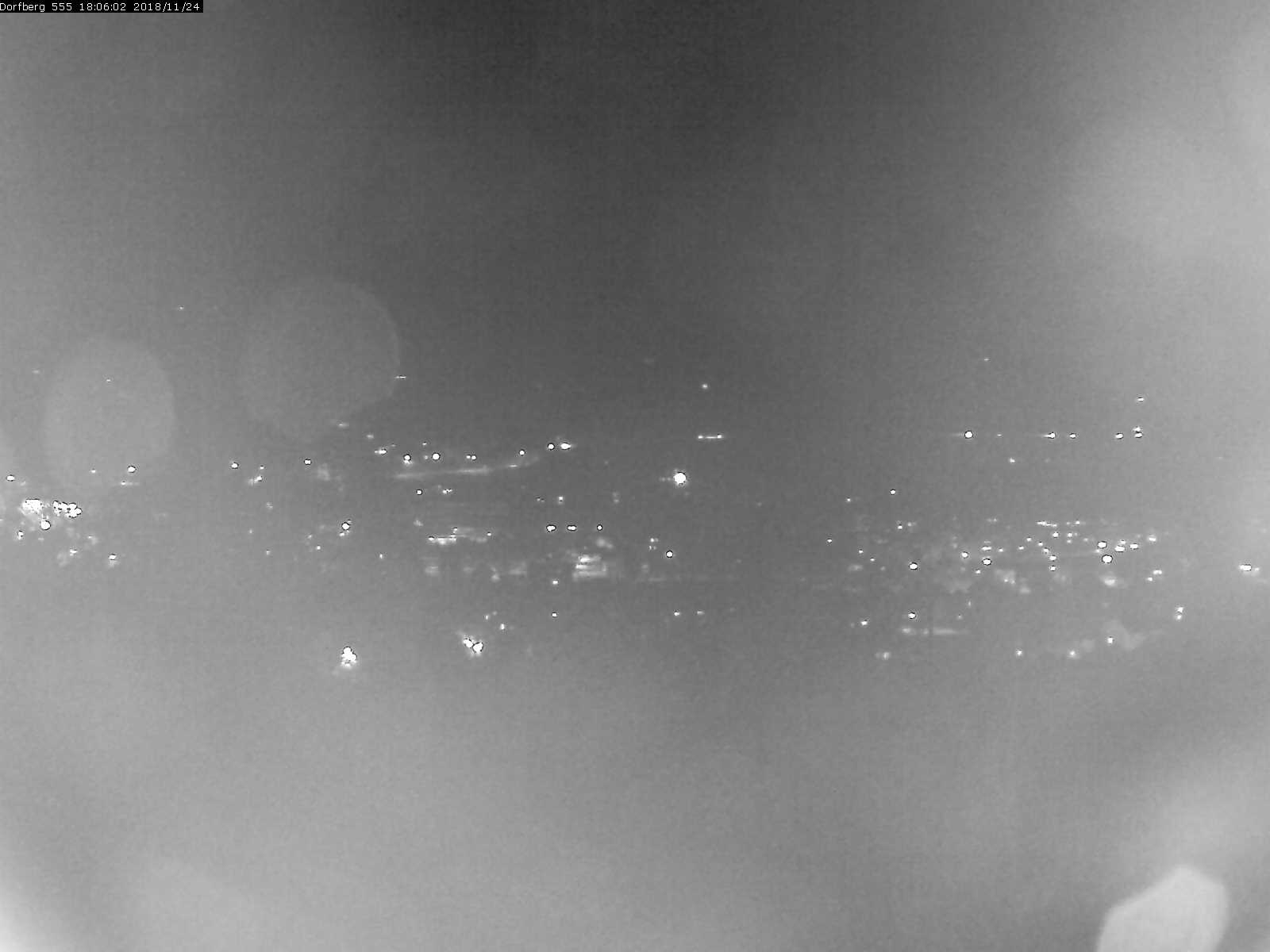 Webcam-Bild: Aussicht vom Dorfberg in Langnau 20181124-180601