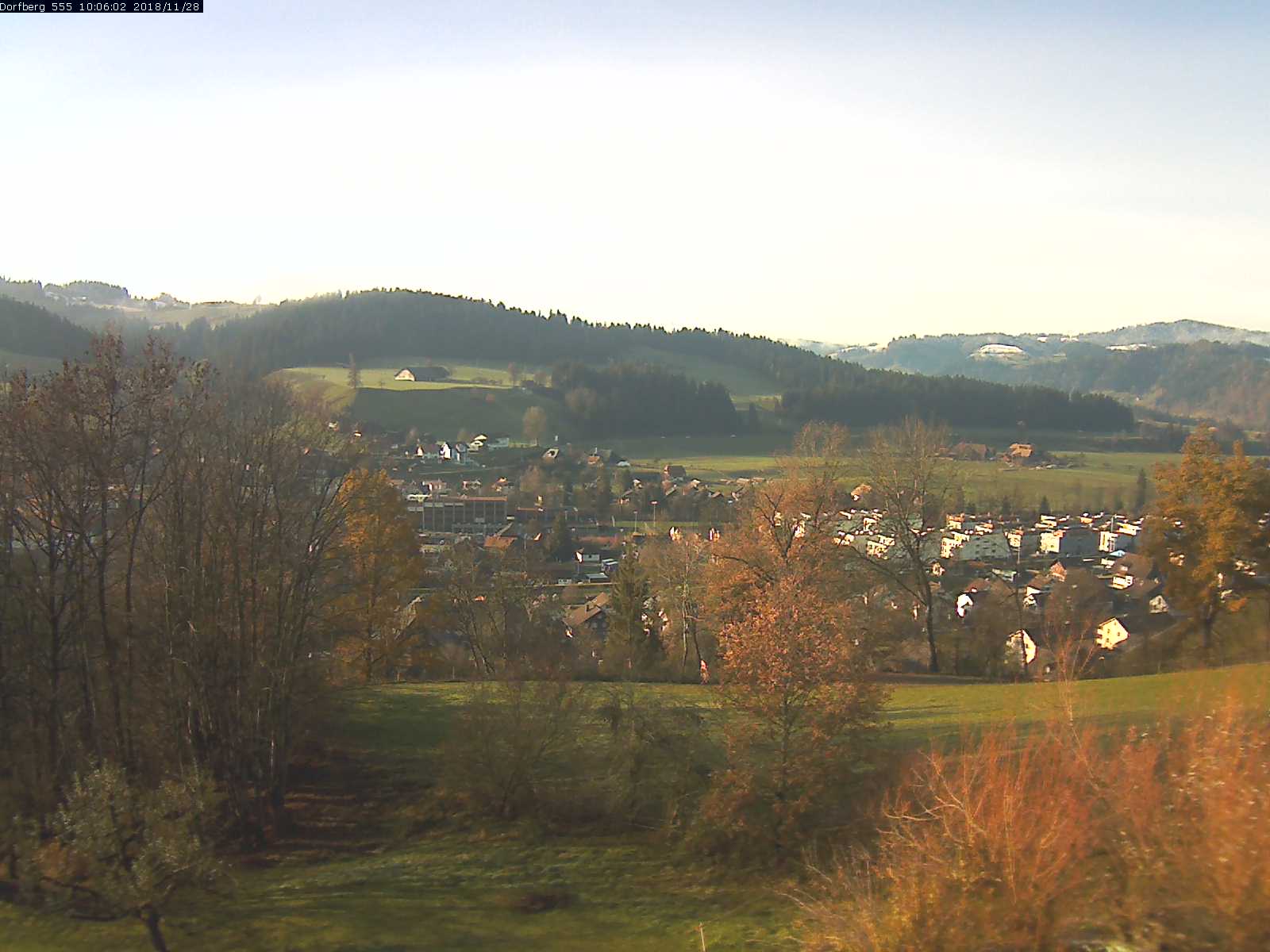 Webcam-Bild: Aussicht vom Dorfberg in Langnau 20181128-100601