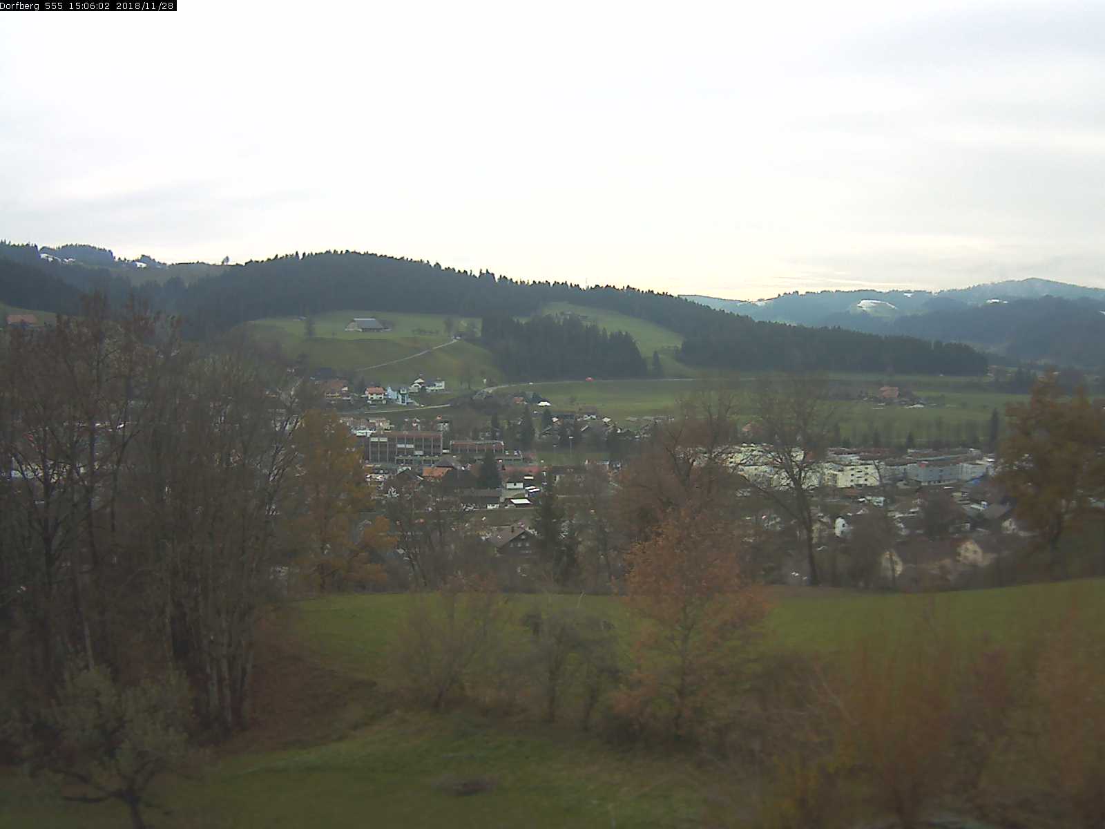 Webcam-Bild: Aussicht vom Dorfberg in Langnau 20181128-150601