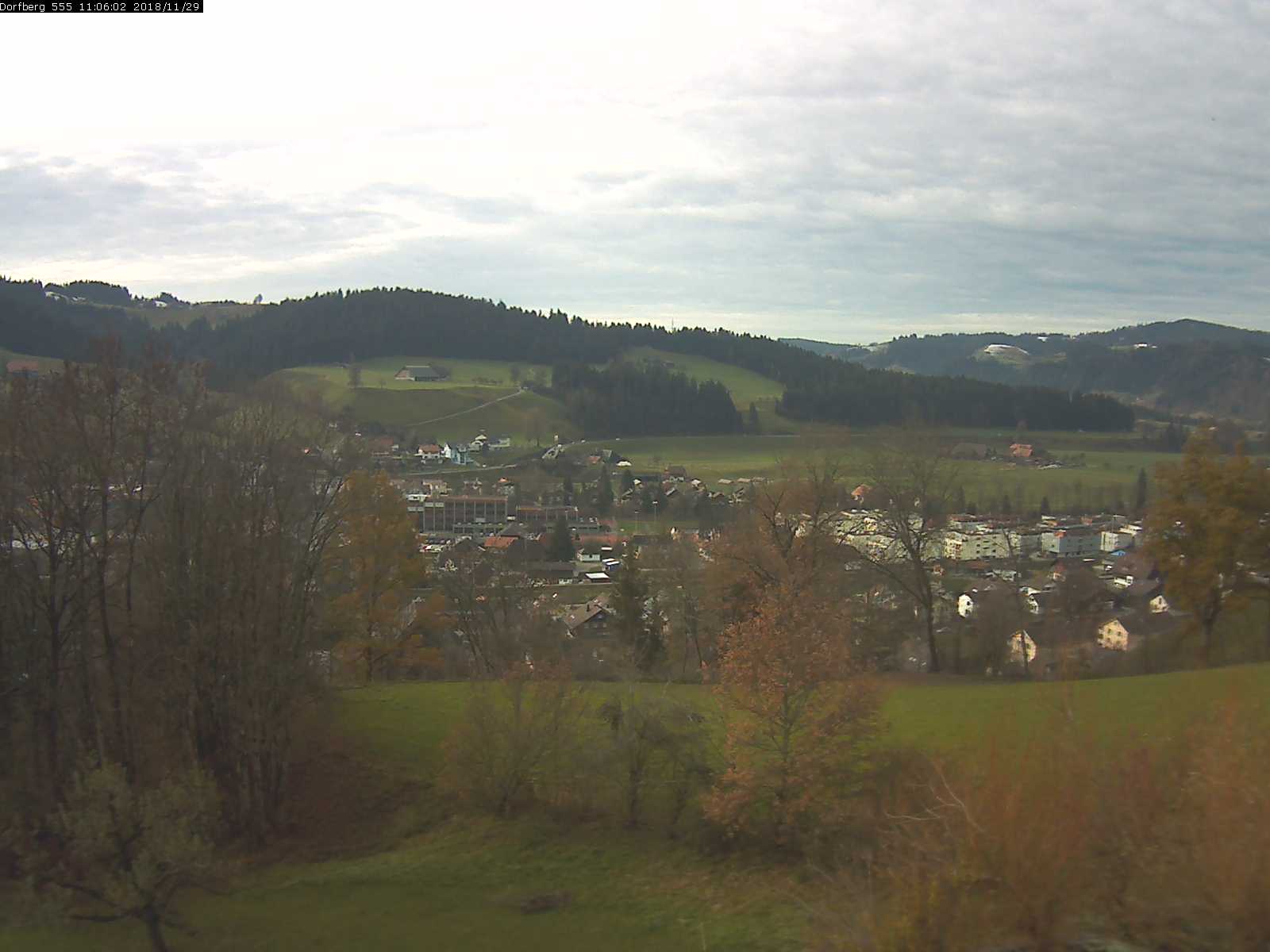 Webcam-Bild: Aussicht vom Dorfberg in Langnau 20181129-110602