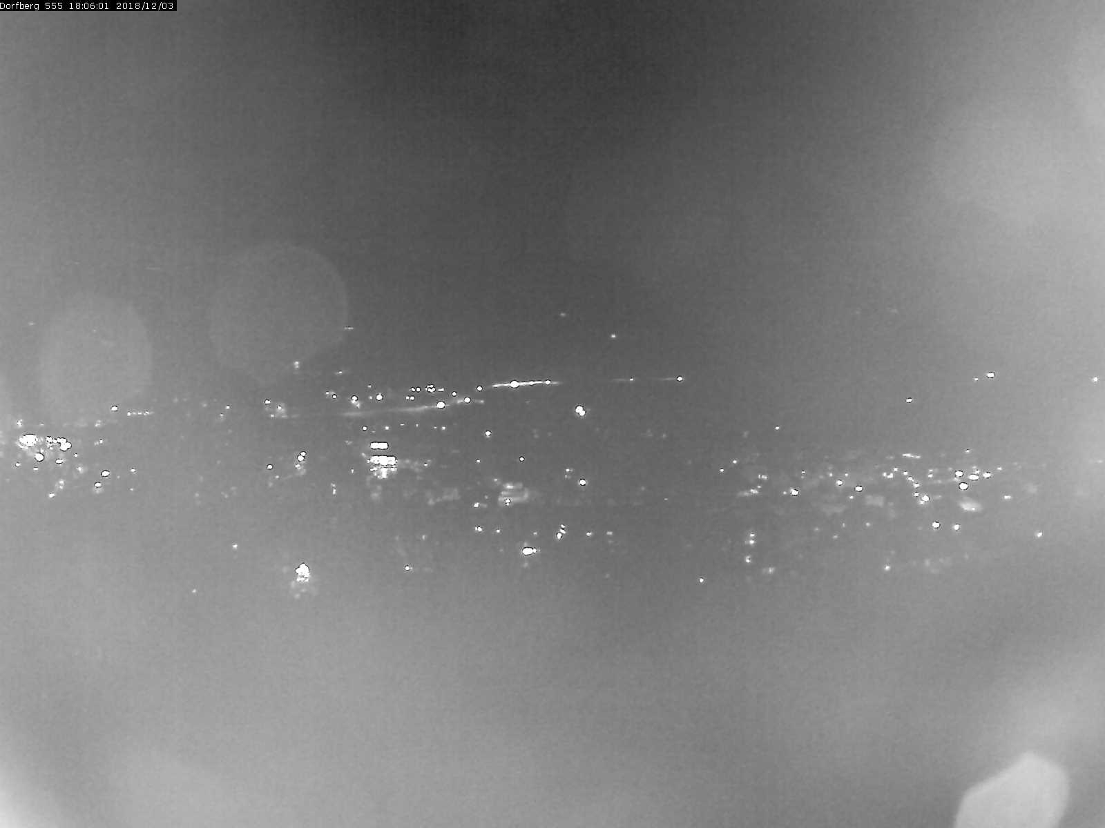 Webcam-Bild: Aussicht vom Dorfberg in Langnau 20181203-180601