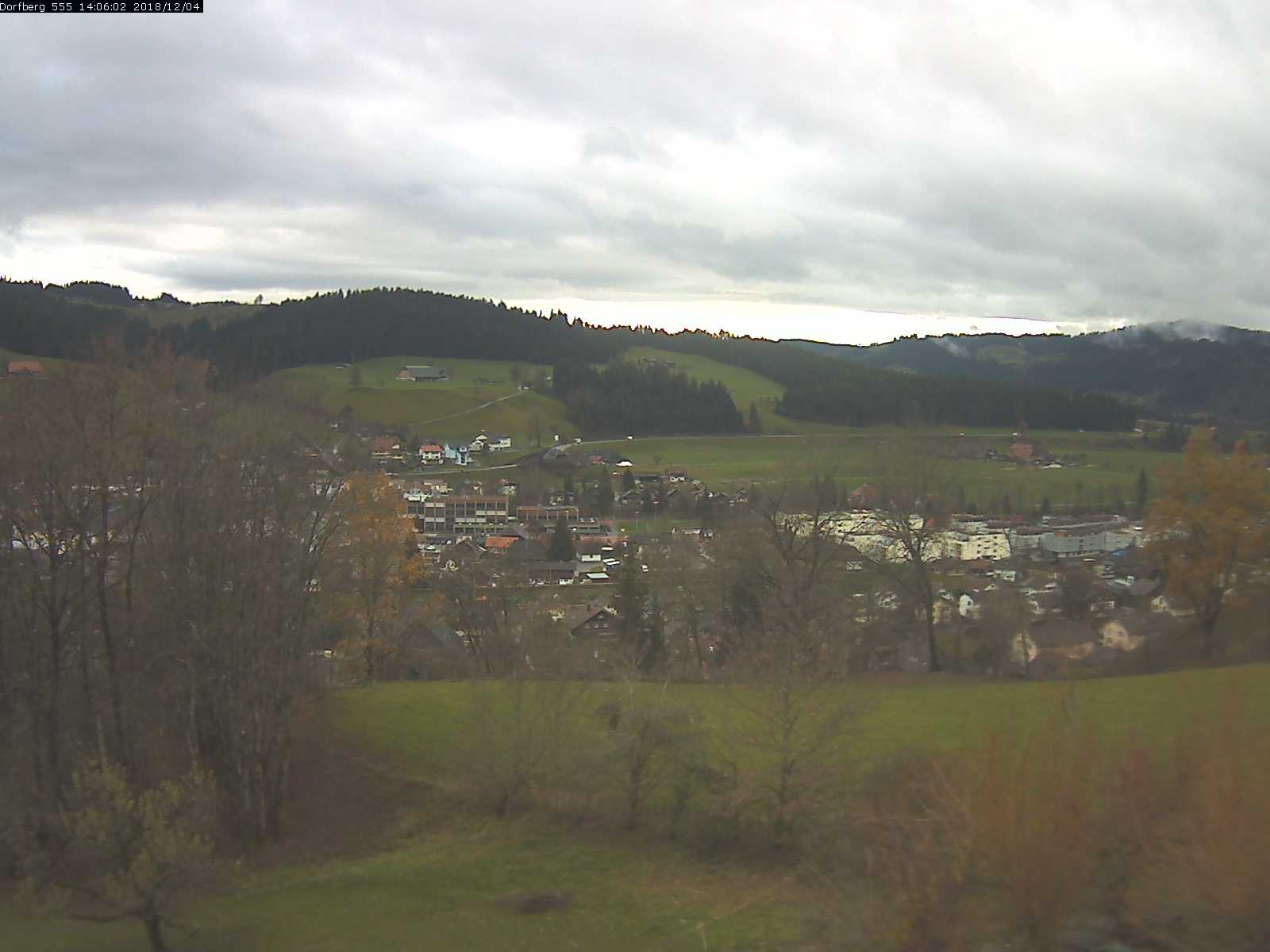 Webcam-Bild: Aussicht vom Dorfberg in Langnau 20181204-140601