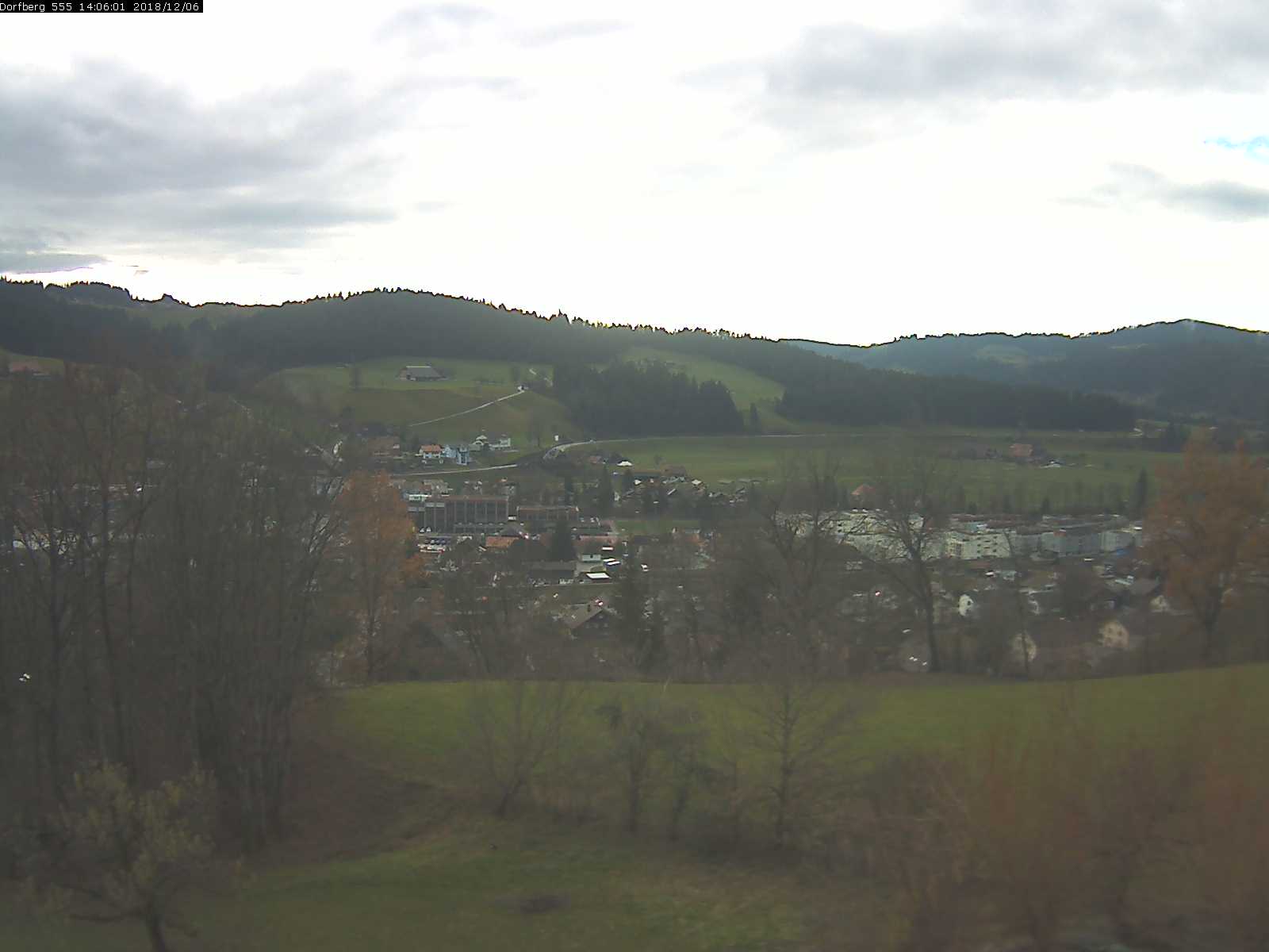 Webcam-Bild: Aussicht vom Dorfberg in Langnau 20181206-140601