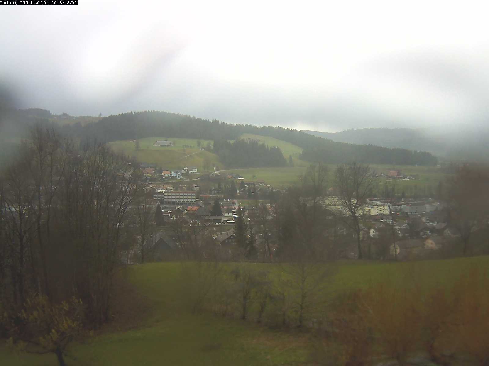 Webcam-Bild: Aussicht vom Dorfberg in Langnau 20181209-140601