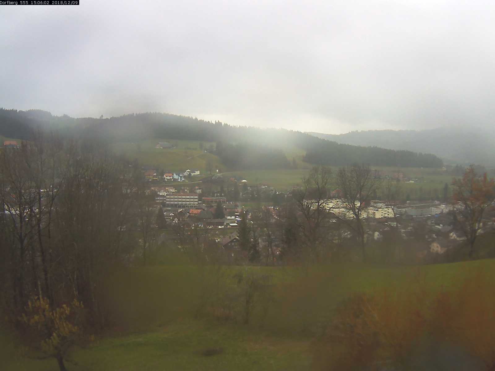 Webcam-Bild: Aussicht vom Dorfberg in Langnau 20181209-150601