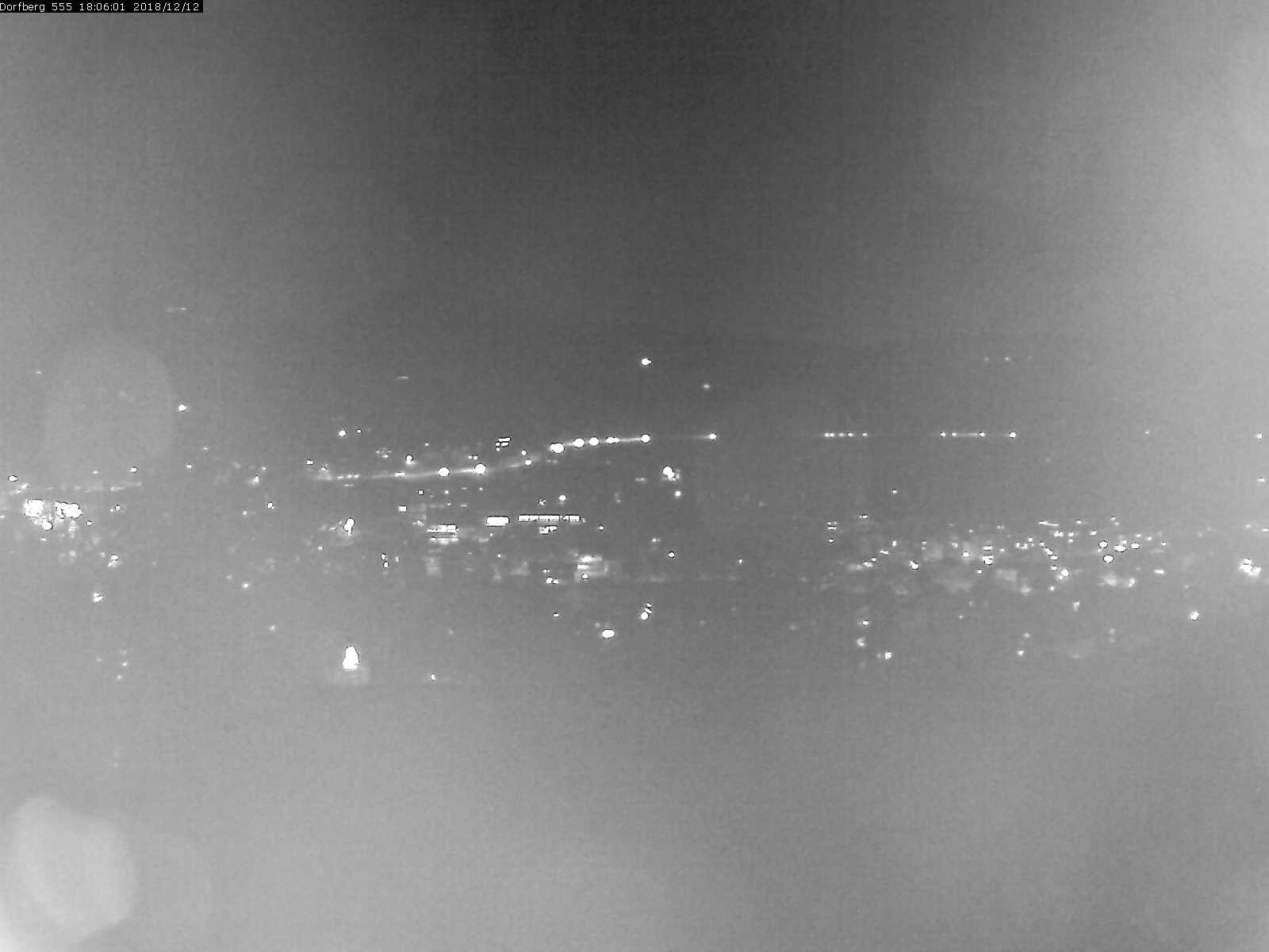 Webcam-Bild: Aussicht vom Dorfberg in Langnau 20181212-180601