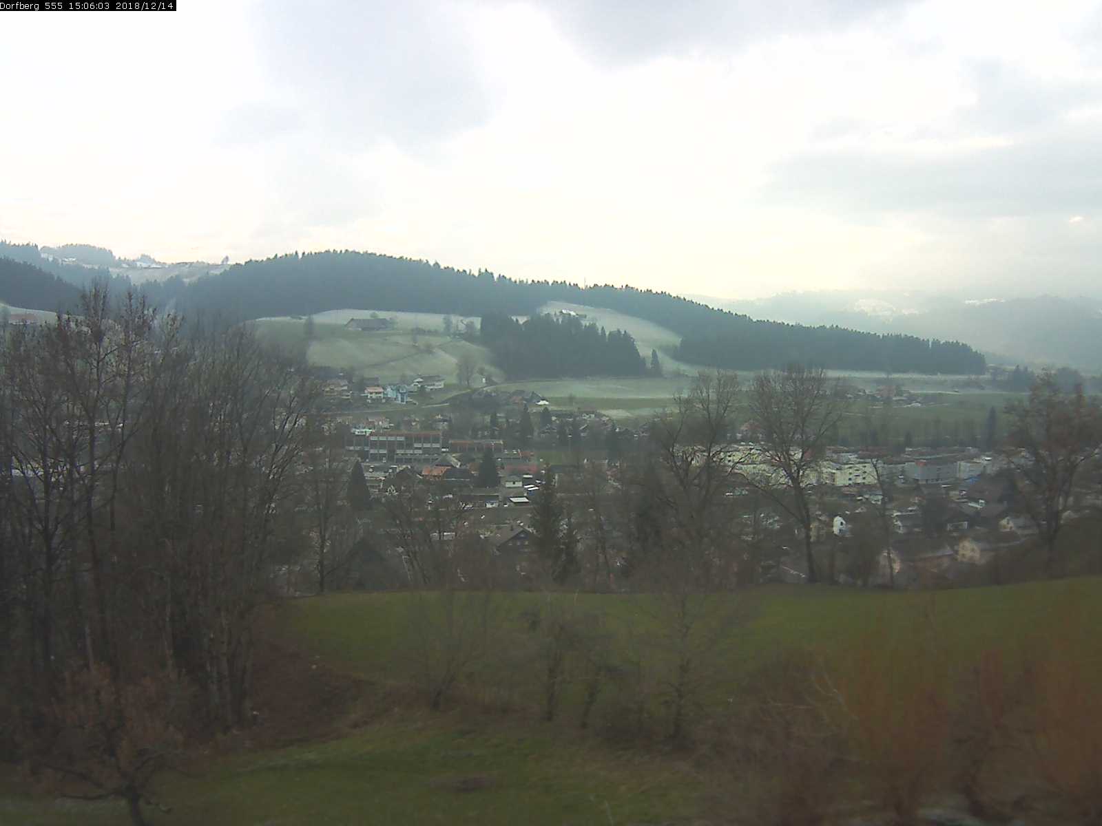 Webcam-Bild: Aussicht vom Dorfberg in Langnau 20181214-150601