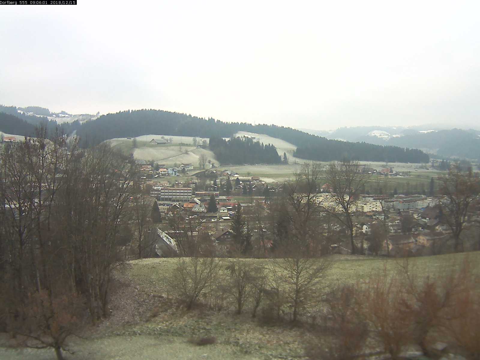 Webcam-Bild: Aussicht vom Dorfberg in Langnau 20181215-090601