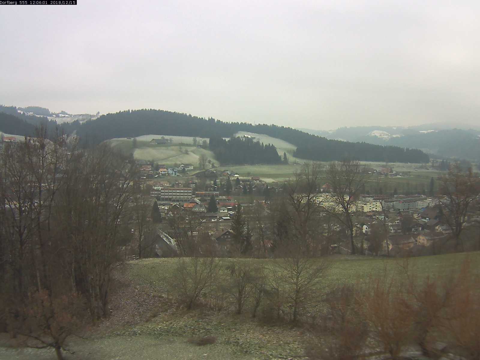 Webcam-Bild: Aussicht vom Dorfberg in Langnau 20181215-120601