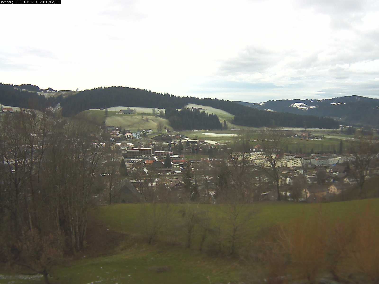 Webcam-Bild: Aussicht vom Dorfberg in Langnau 20181219-100601