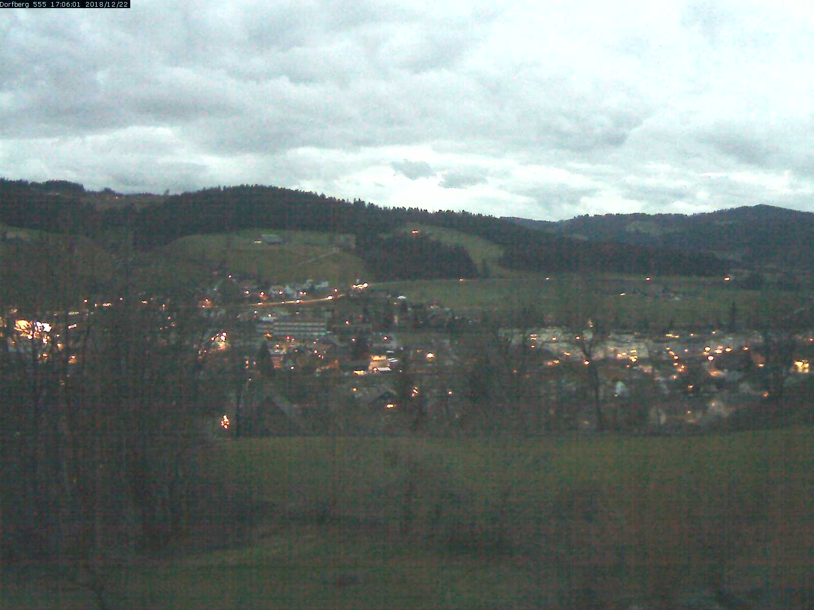 Webcam-Bild: Aussicht vom Dorfberg in Langnau 20181222-170601