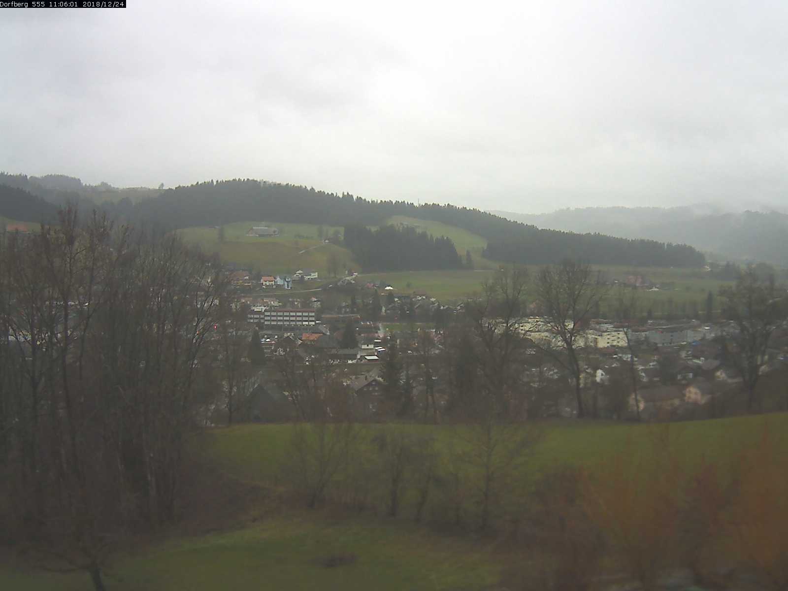 Webcam-Bild: Aussicht vom Dorfberg in Langnau 20181224-110601