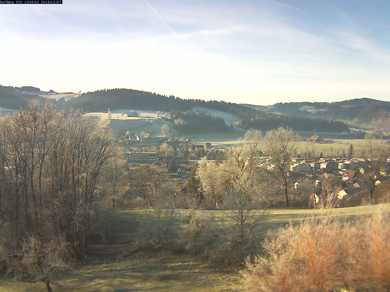 Webcam-Bild: Aussicht vom Dorfberg in Langnau 20181227-100601