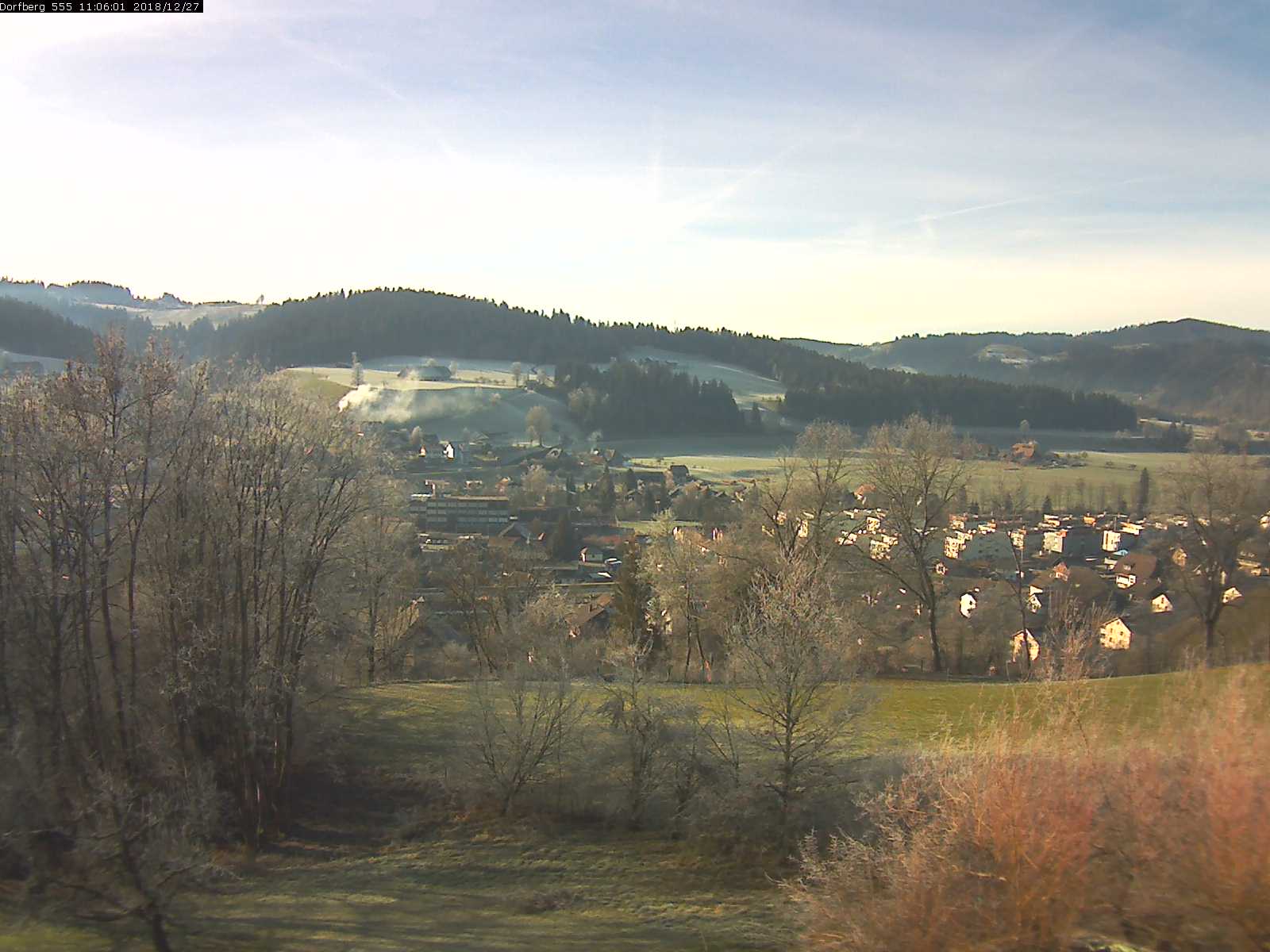 Webcam-Bild: Aussicht vom Dorfberg in Langnau 20181227-110601