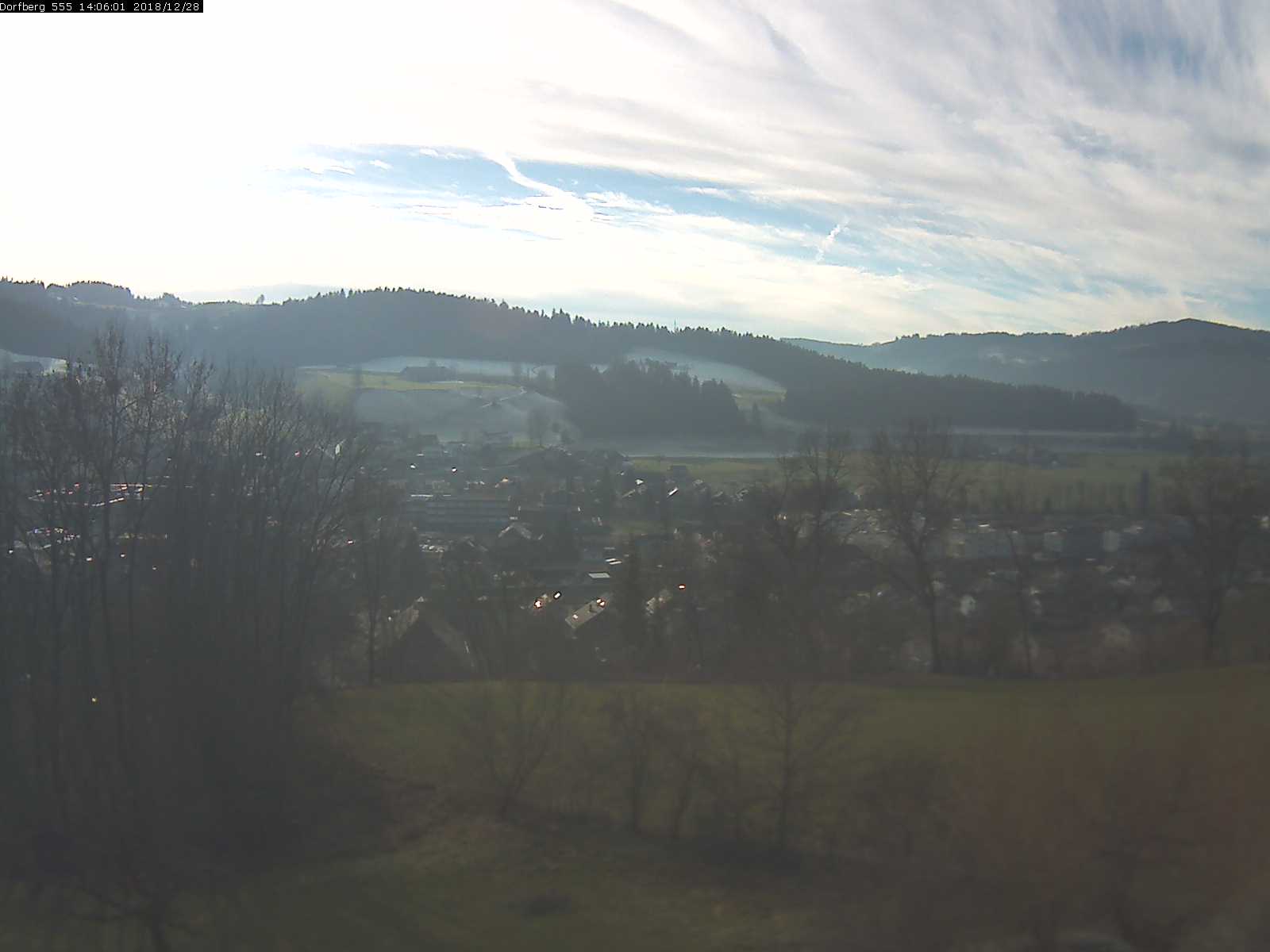 Webcam-Bild: Aussicht vom Dorfberg in Langnau 20181228-140601