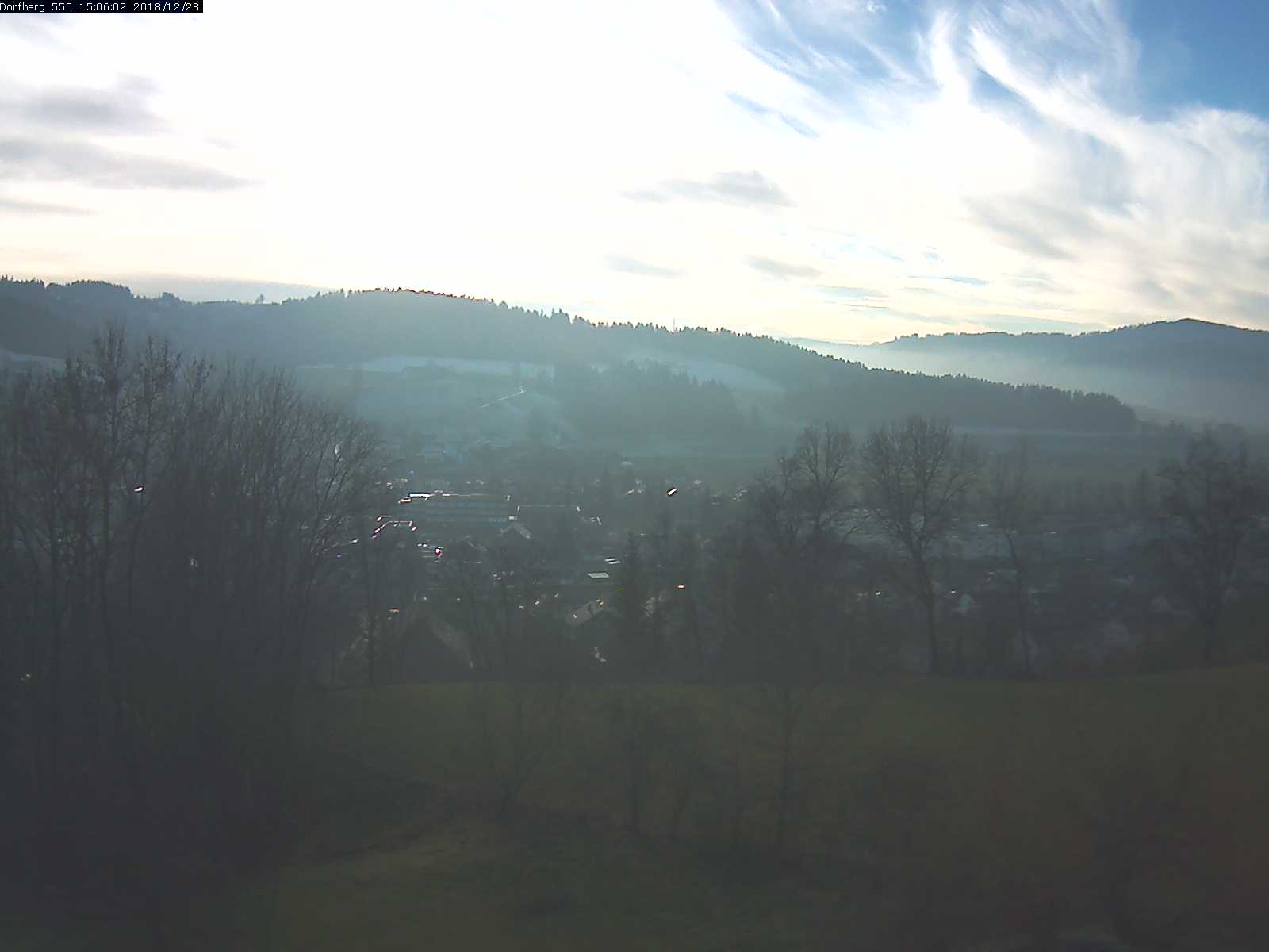 Webcam-Bild: Aussicht vom Dorfberg in Langnau 20181228-150601