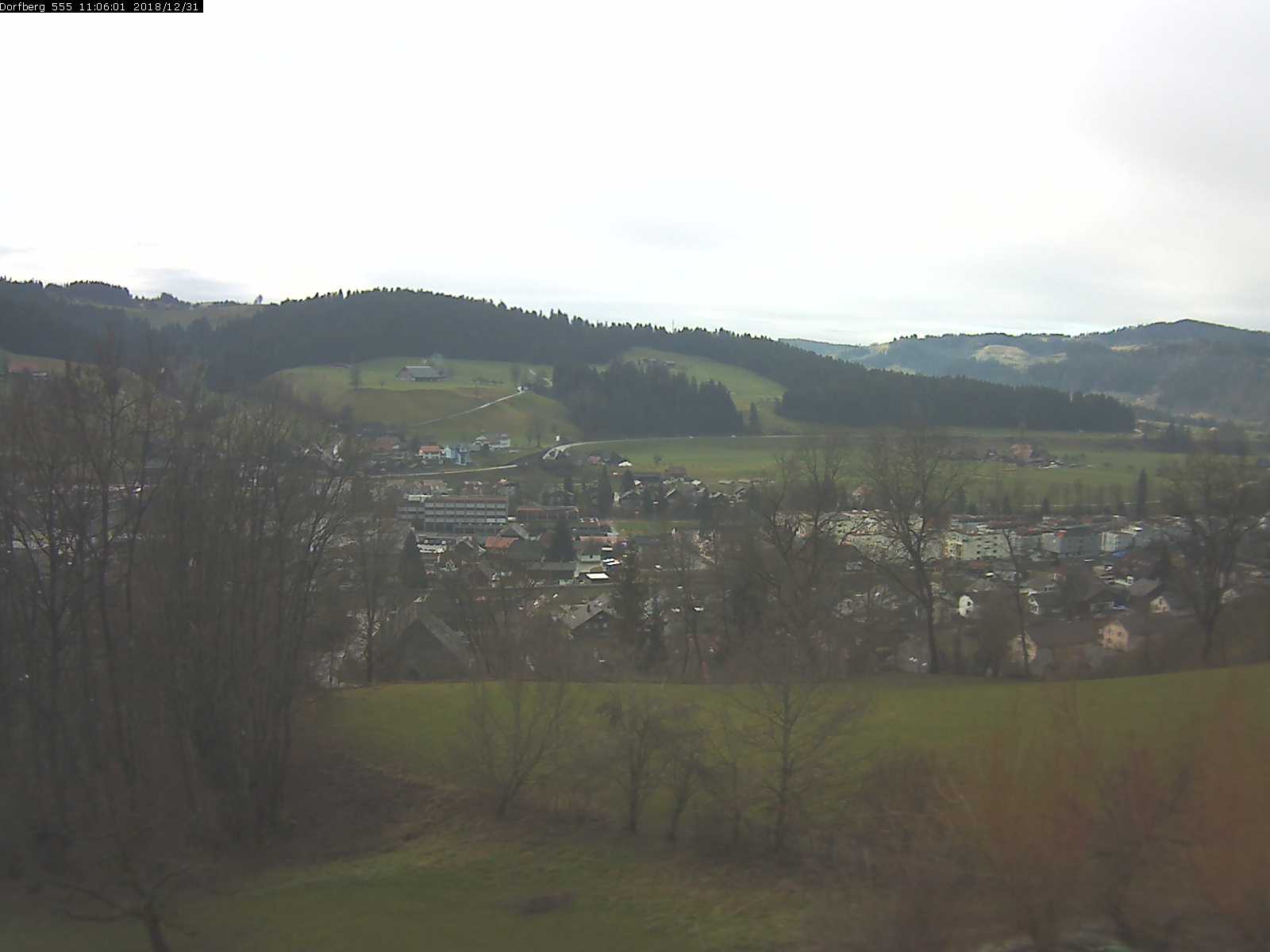 Webcam-Bild: Aussicht vom Dorfberg in Langnau 20181231-110601