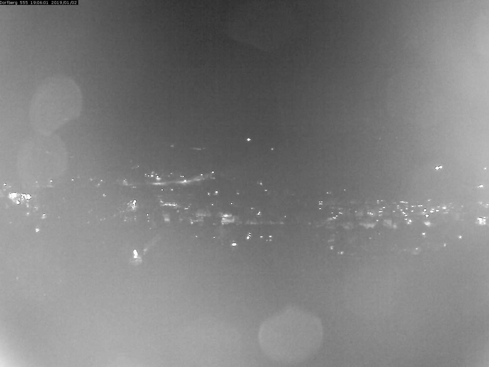 Webcam-Bild: Aussicht vom Dorfberg in Langnau 20190102-190601