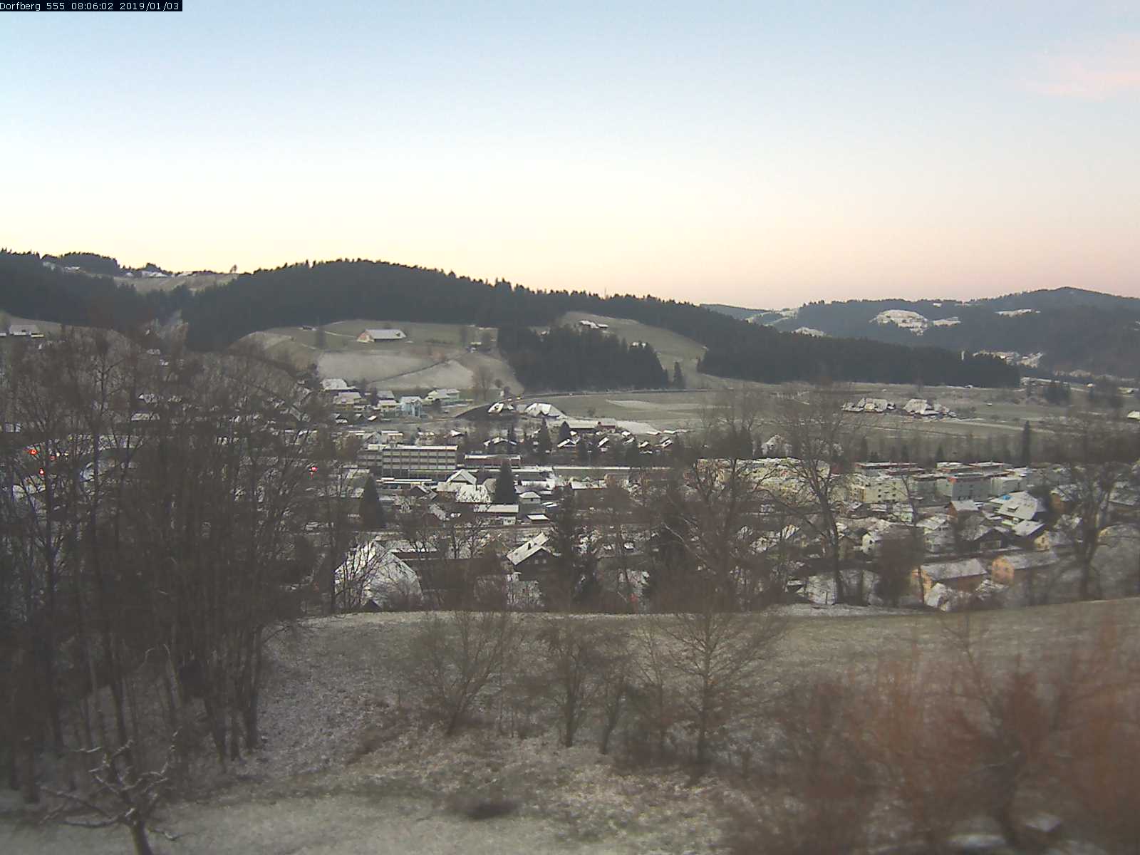 Webcam-Bild: Aussicht vom Dorfberg in Langnau 20190103-080601