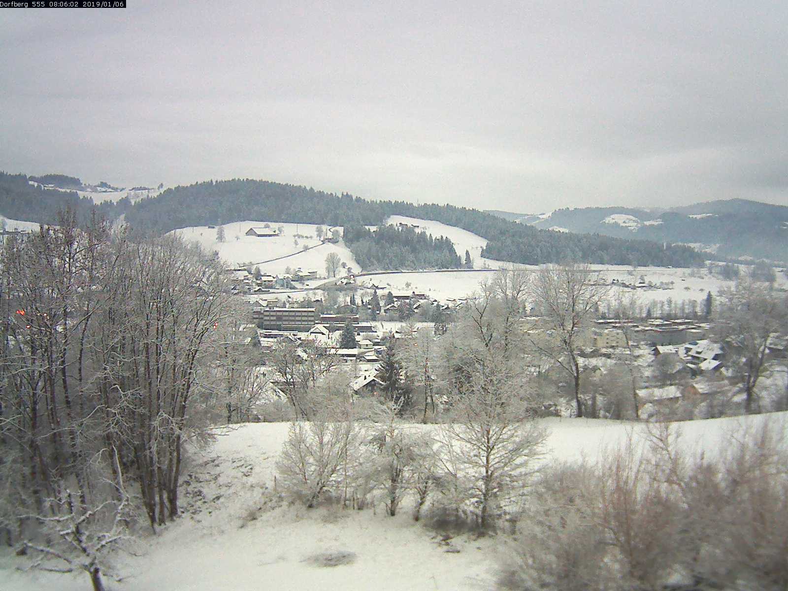 Webcam-Bild: Aussicht vom Dorfberg in Langnau 20190106-080601
