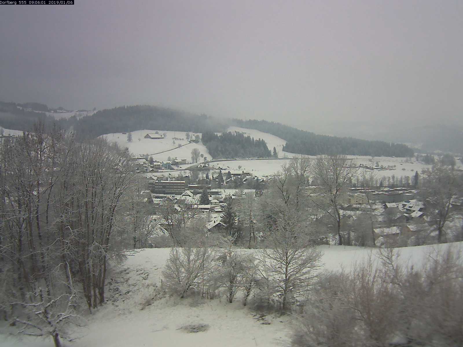 Webcam-Bild: Aussicht vom Dorfberg in Langnau 20190106-090601
