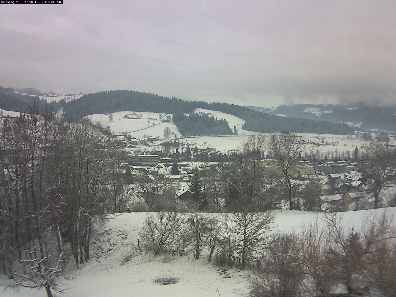 Webcam-Bild: Aussicht vom Dorfberg in Langnau 20190106-110601