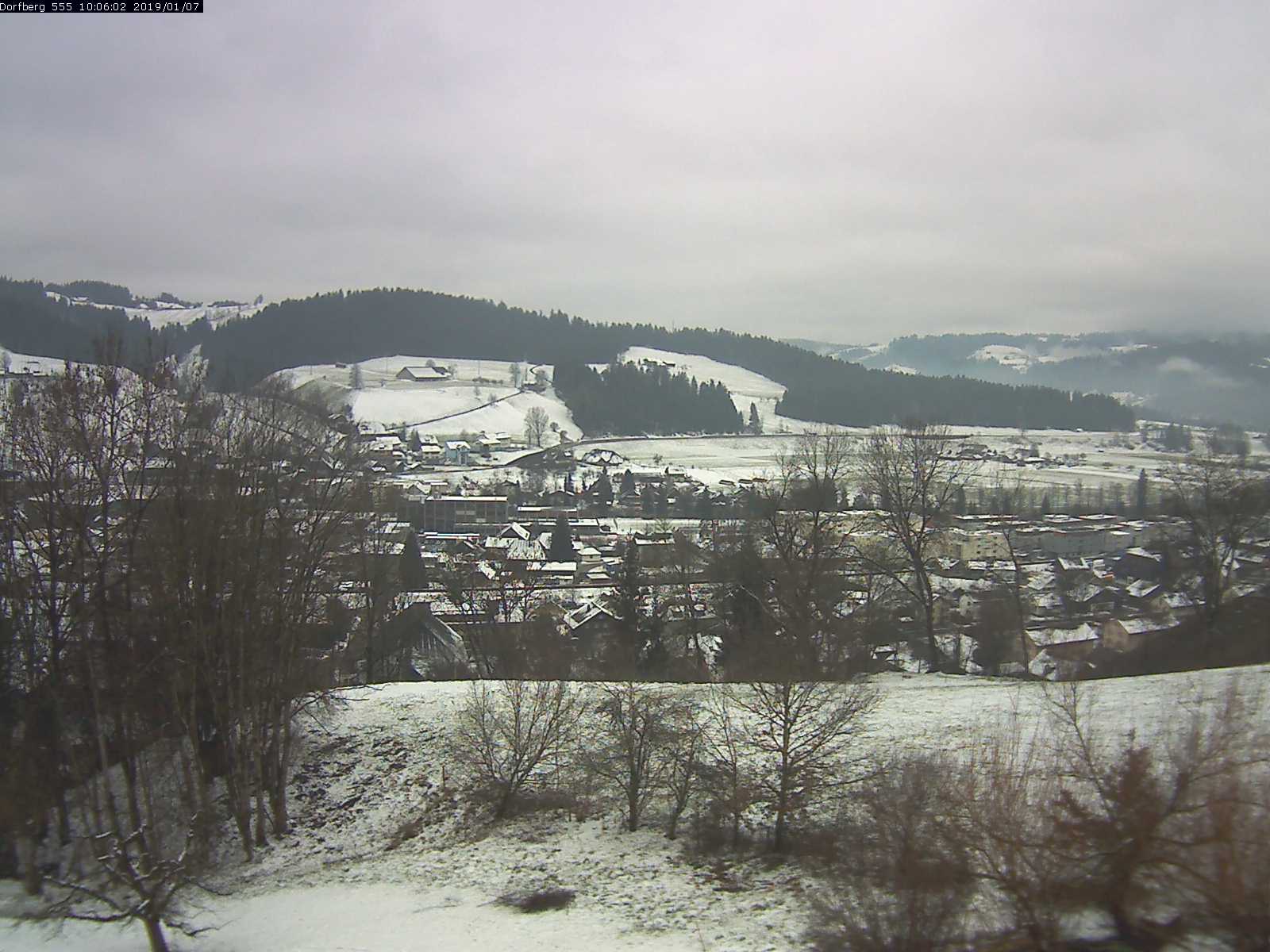 Webcam-Bild: Aussicht vom Dorfberg in Langnau 20190107-100601