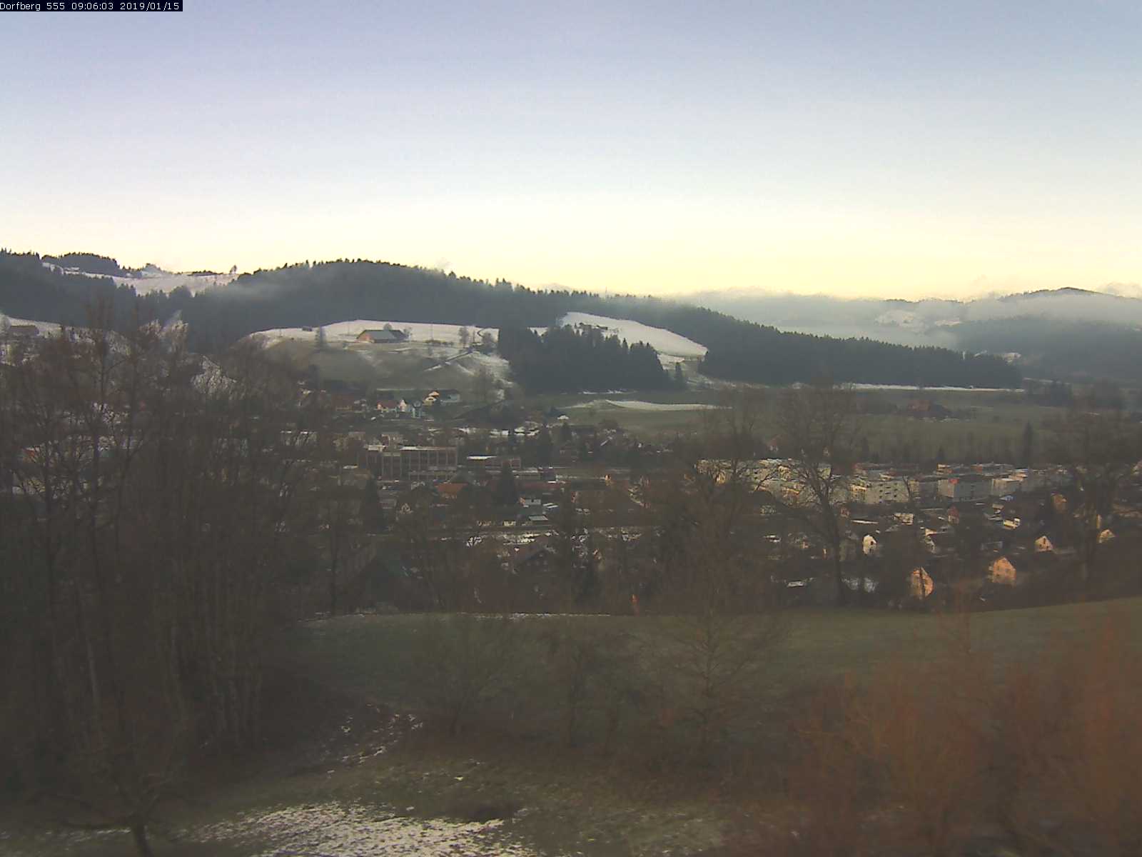 Webcam-Bild: Aussicht vom Dorfberg in Langnau 20190115-090601