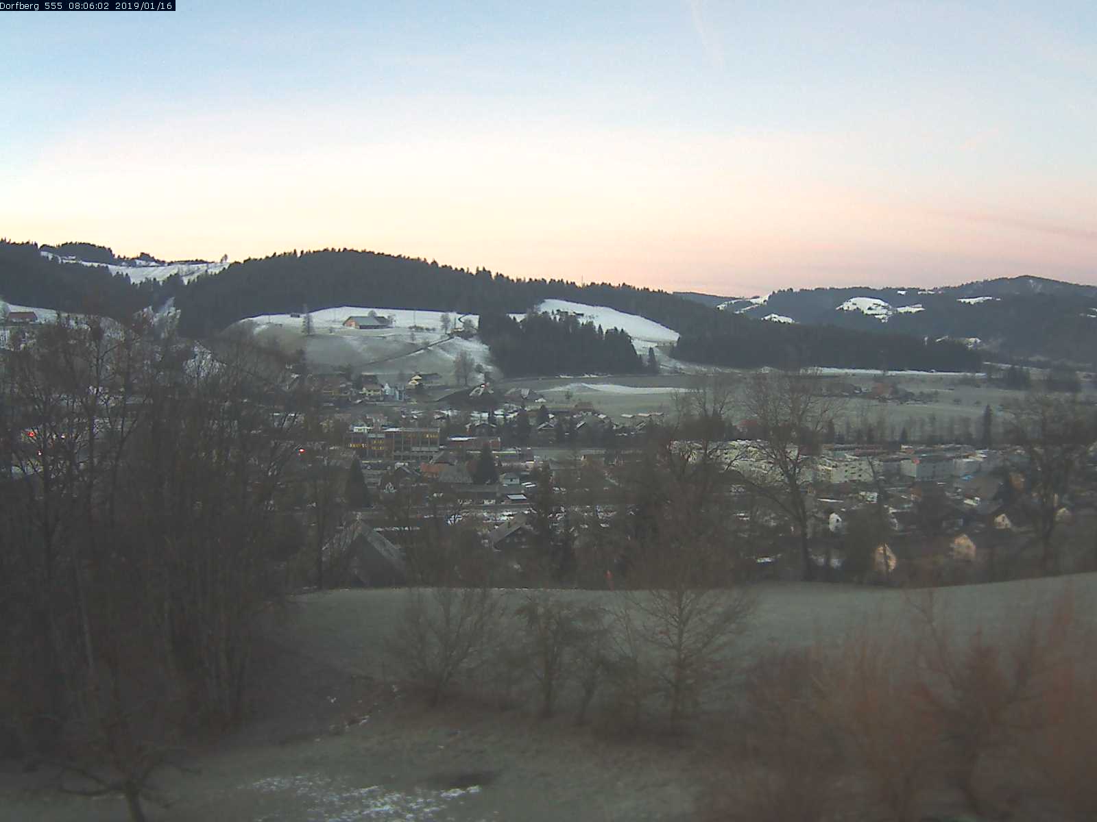 Webcam-Bild: Aussicht vom Dorfberg in Langnau 20190116-080601