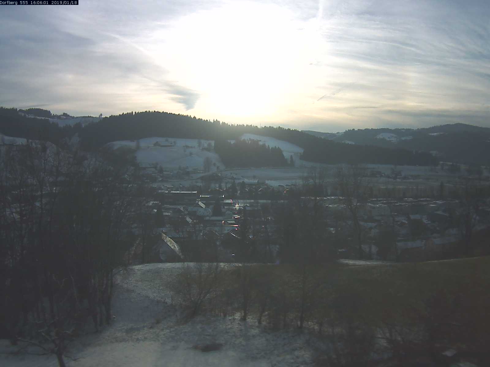 Webcam-Bild: Aussicht vom Dorfberg in Langnau 20190118-160601