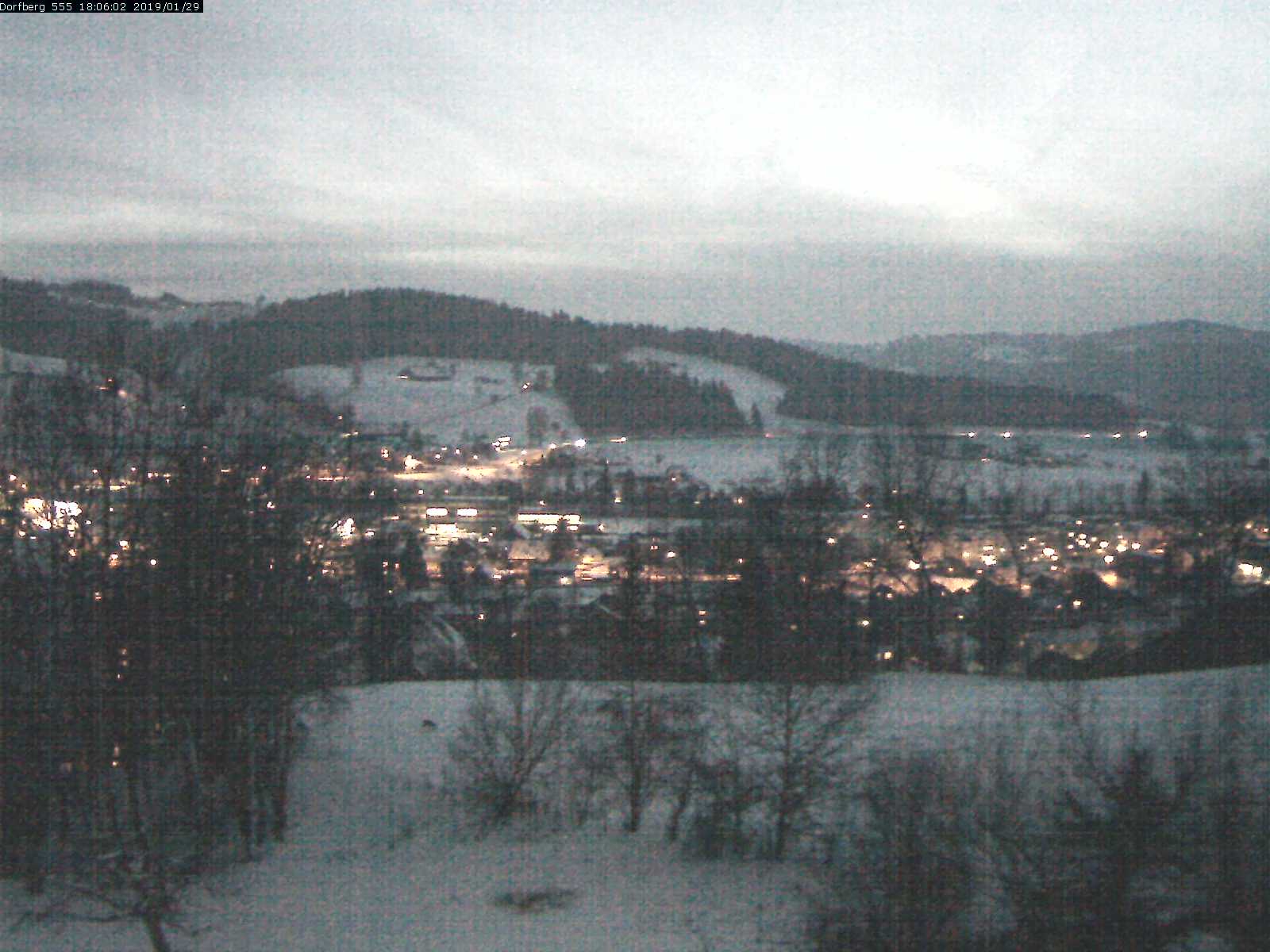 Webcam-Bild: Aussicht vom Dorfberg in Langnau 20190129-180601