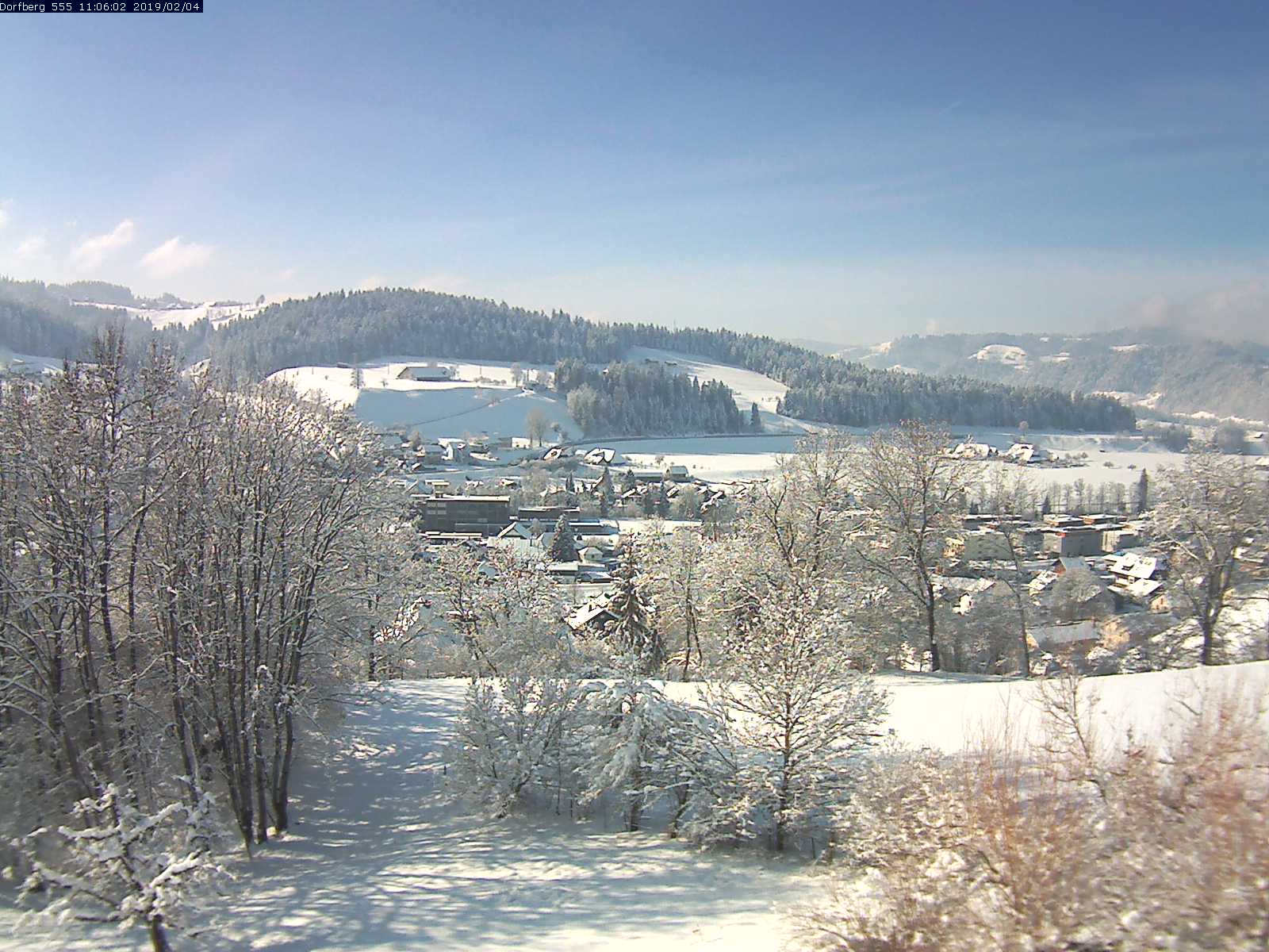 Webcam-Bild: Aussicht vom Dorfberg in Langnau 20190204-110601