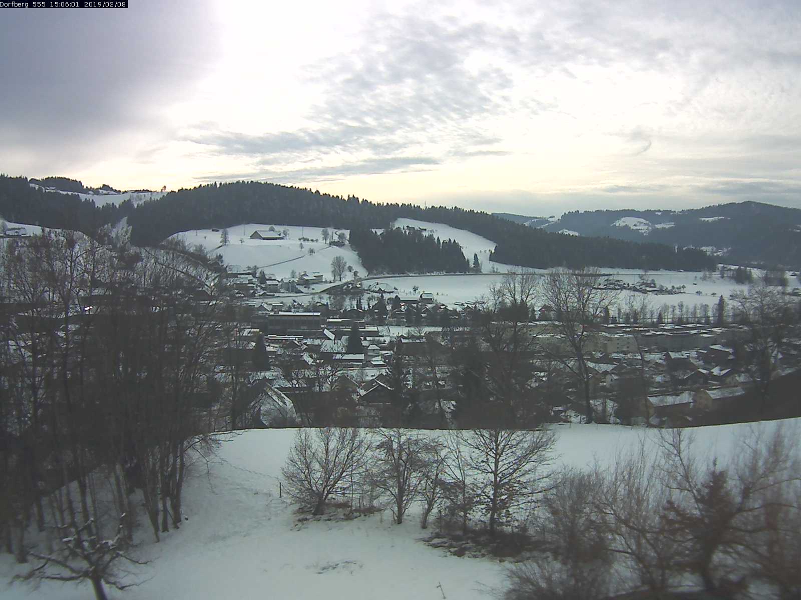 Webcam-Bild: Aussicht vom Dorfberg in Langnau 20190208-150601