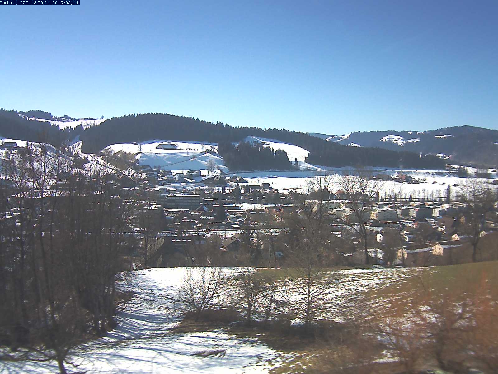 Webcam-Bild: Aussicht vom Dorfberg in Langnau 20190214-120601