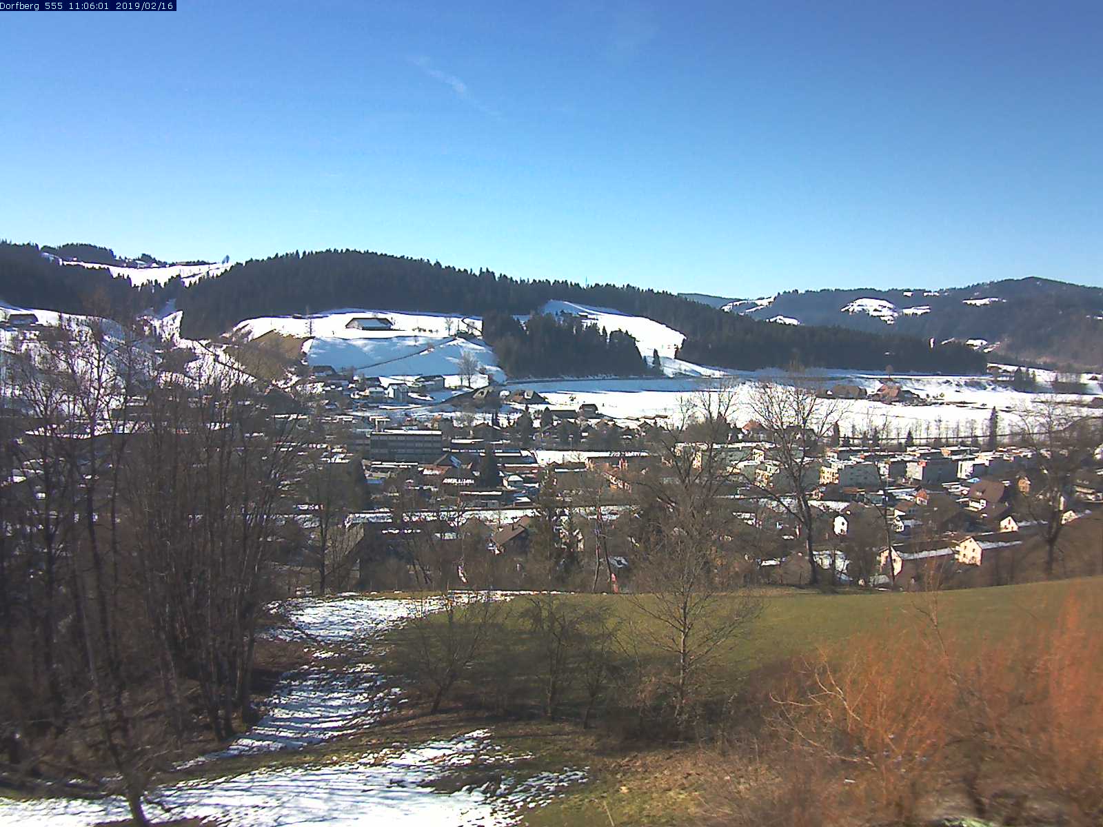 Webcam-Bild: Aussicht vom Dorfberg in Langnau 20190216-110601