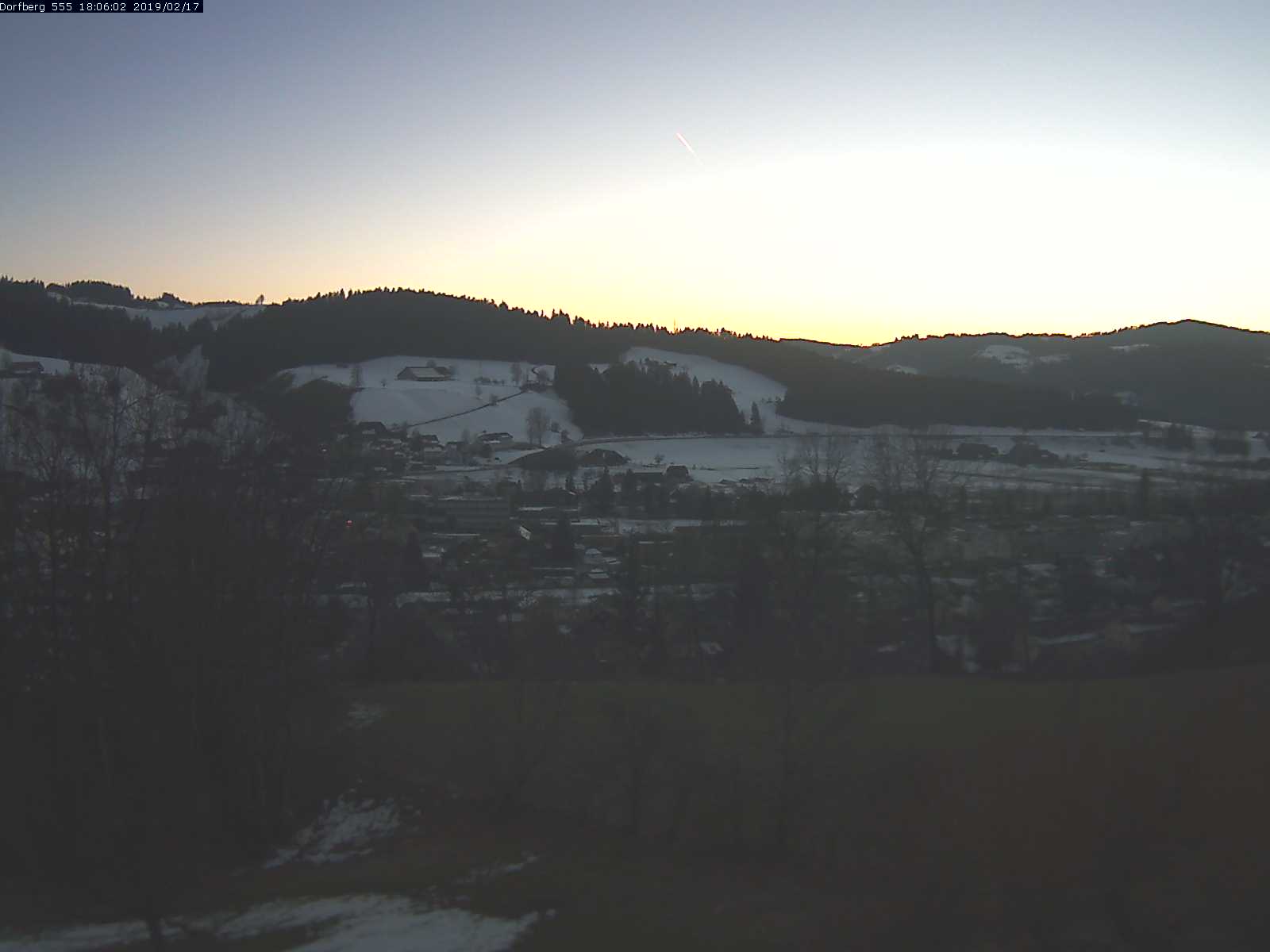 Webcam-Bild: Aussicht vom Dorfberg in Langnau 20190217-180601