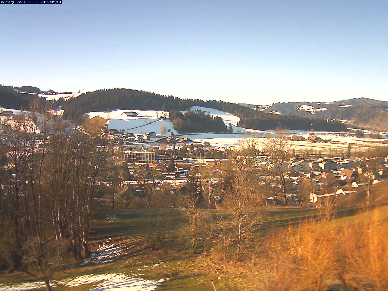 Webcam-Bild: Aussicht vom Dorfberg in Langnau 20190218-090601