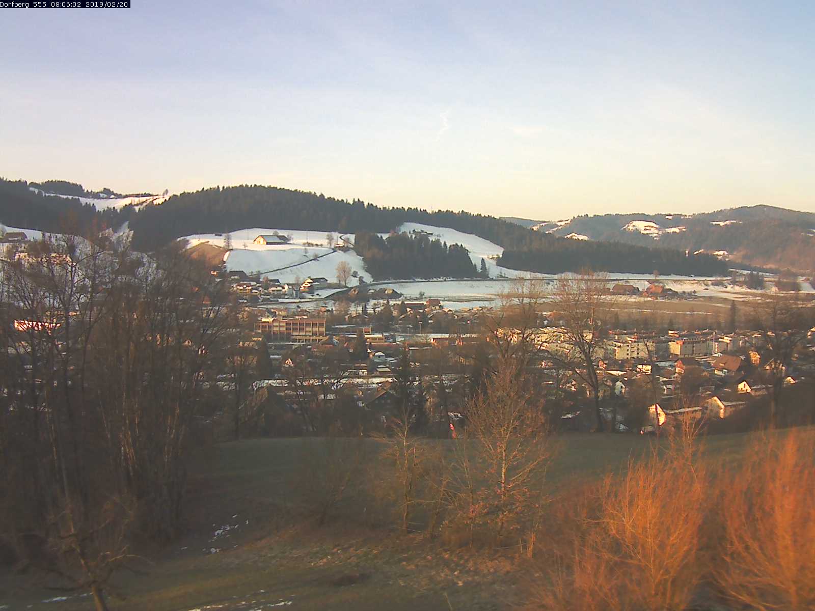 Webcam-Bild: Aussicht vom Dorfberg in Langnau 20190220-080602