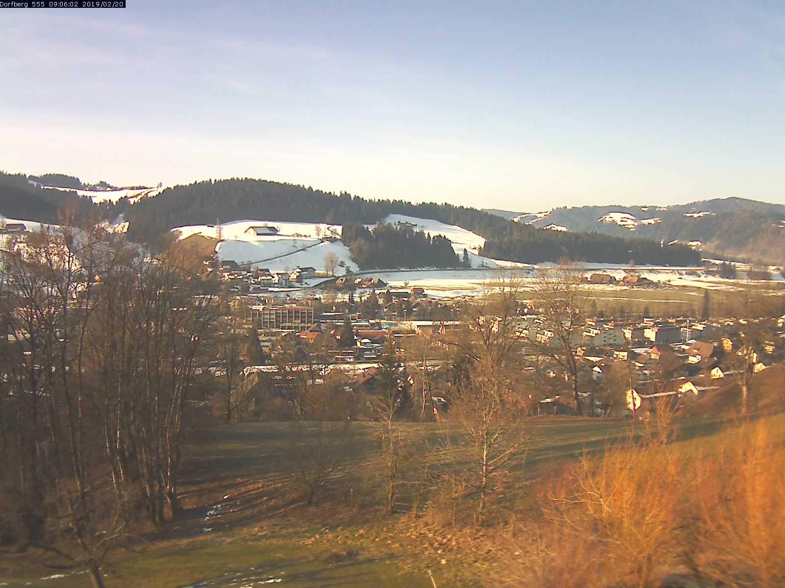 Webcam-Bild: Aussicht vom Dorfberg in Langnau 20190220-090601
